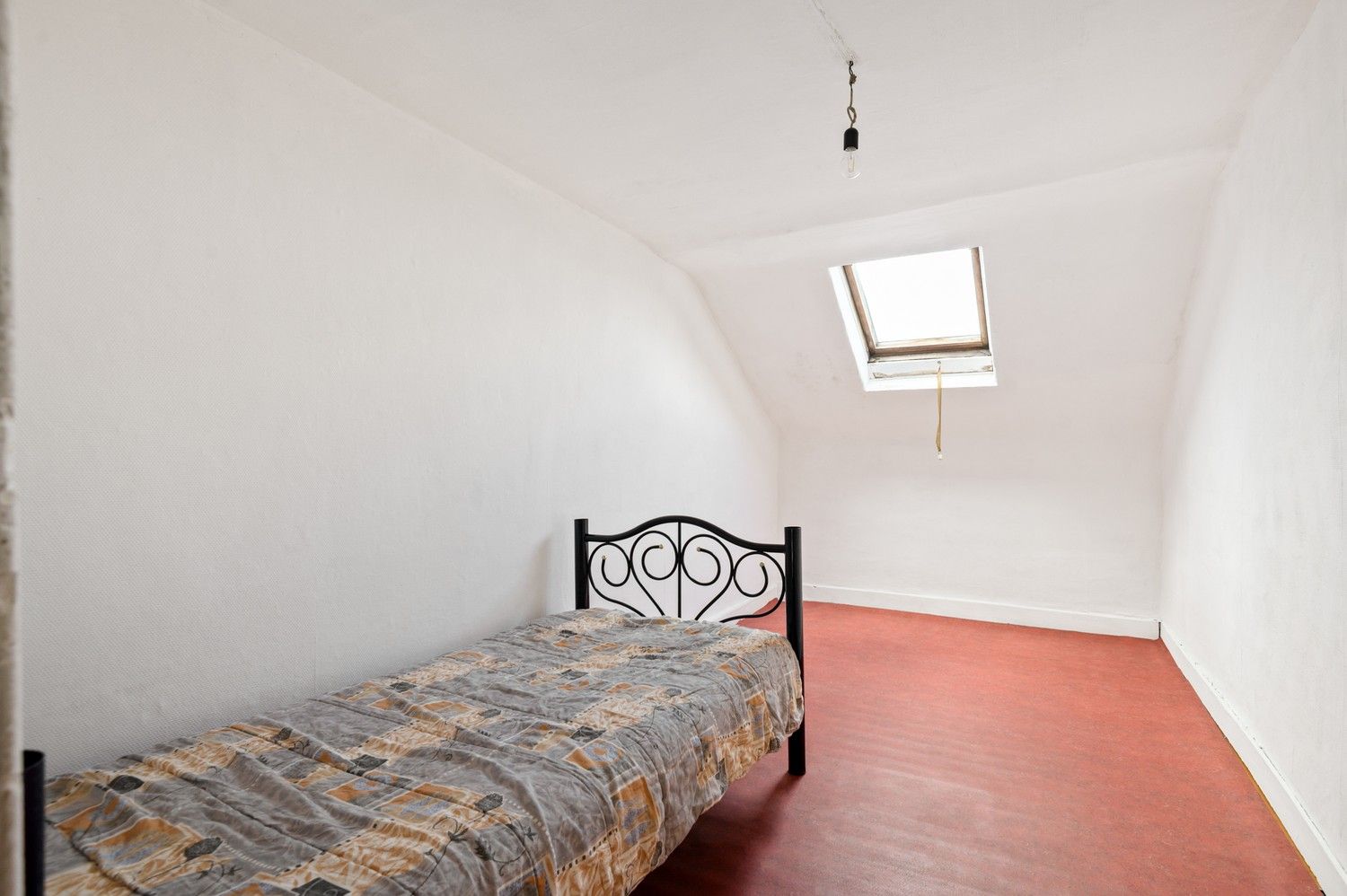 Ruime woning met 8 slaapkamers te Antwerpen! foto 26