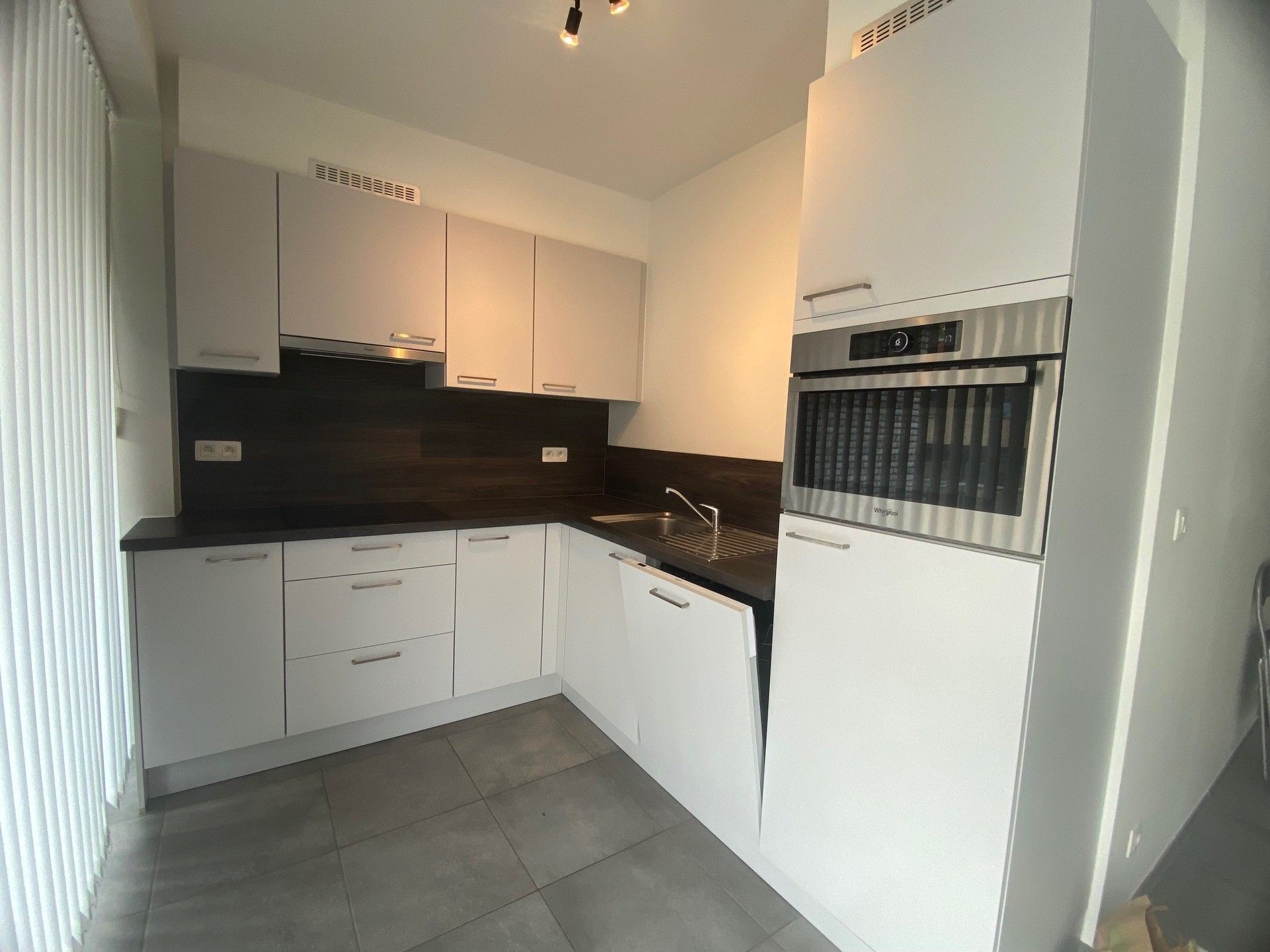 Appartement van 85 m² in centrum Zutendaal met ruim terras foto 3