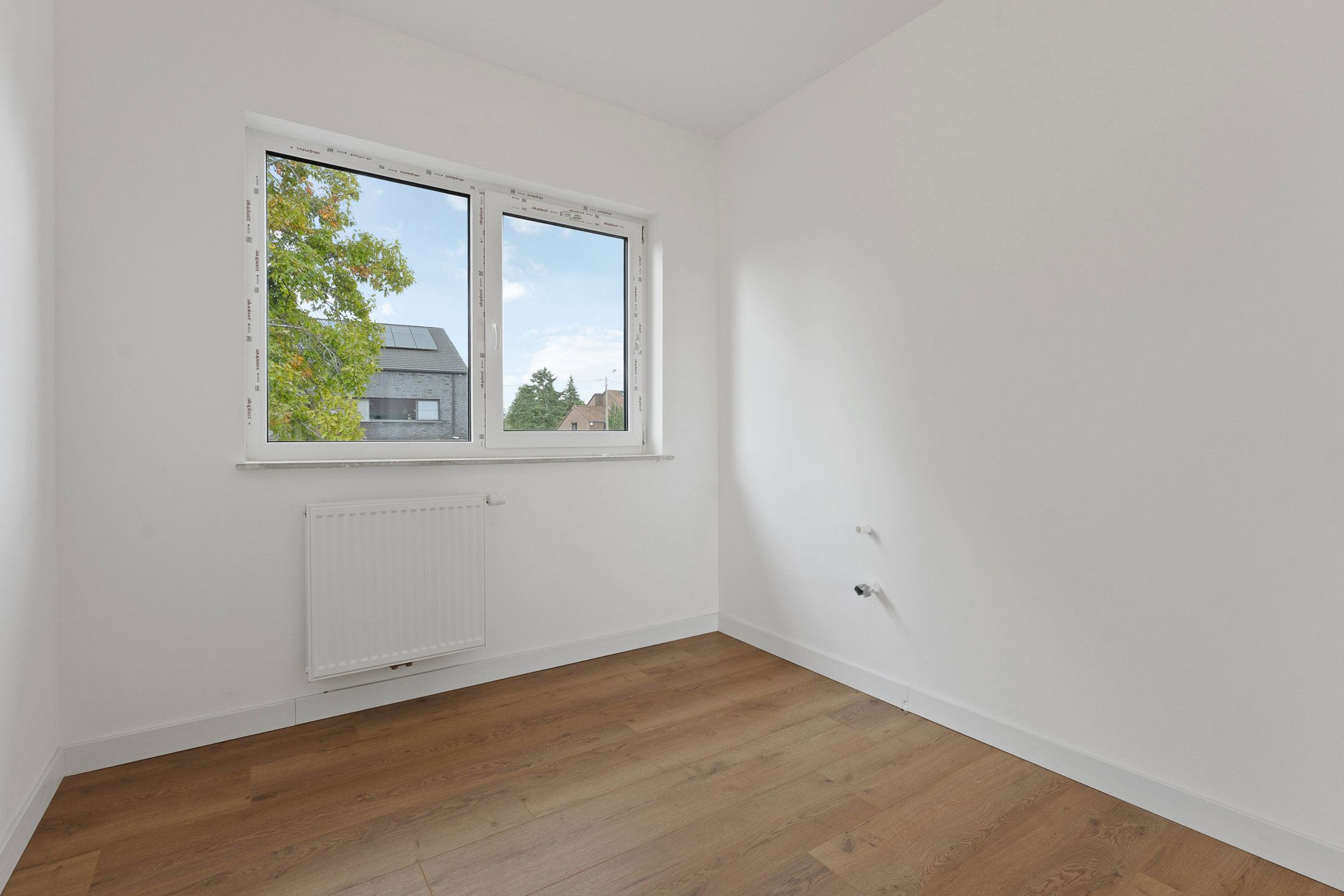 Recent gerenoveerde 4-gevelwoning te Riemst foto 12