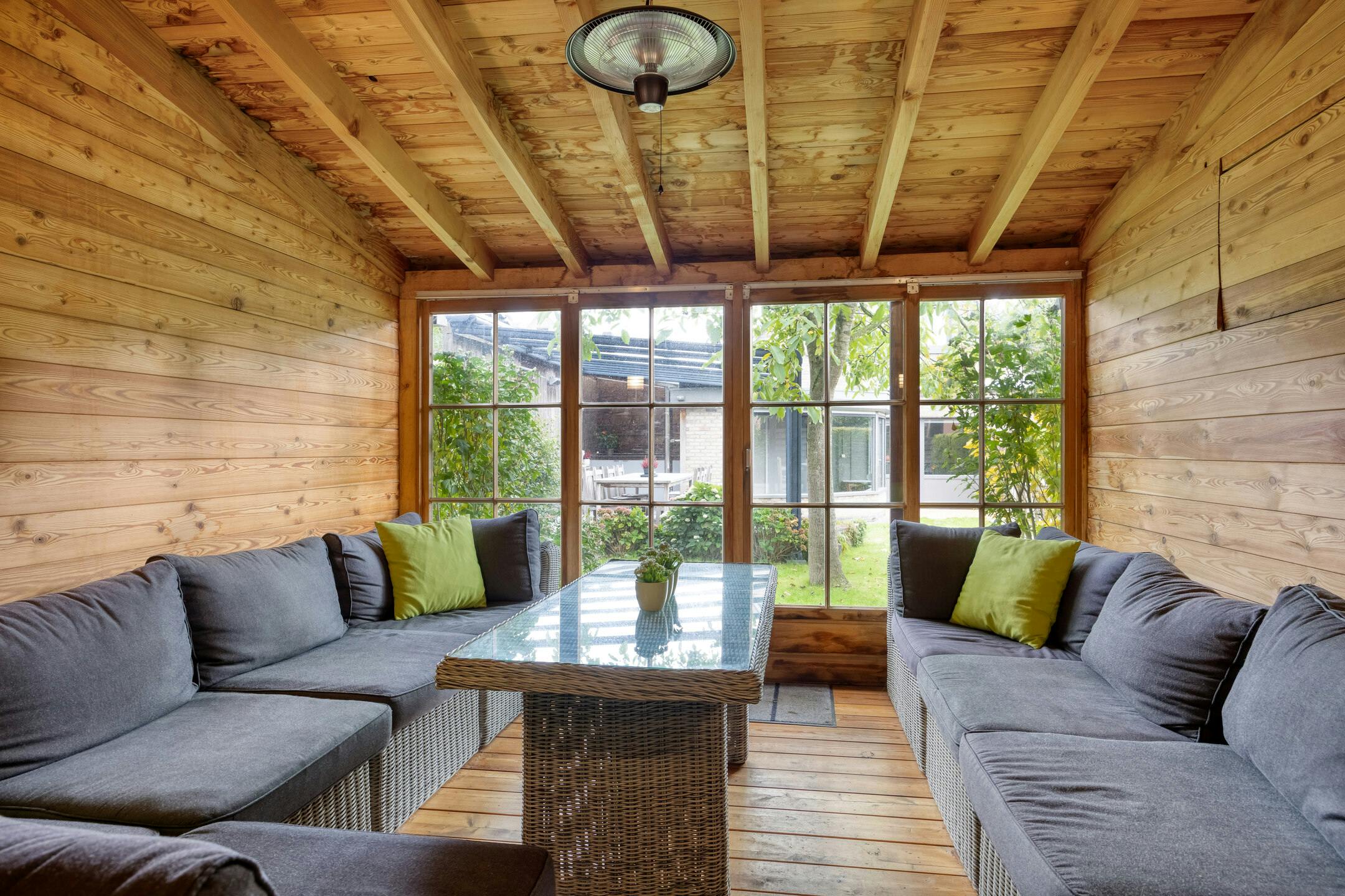 Unieke handelswoning met magazijn in Zomergem foto 31