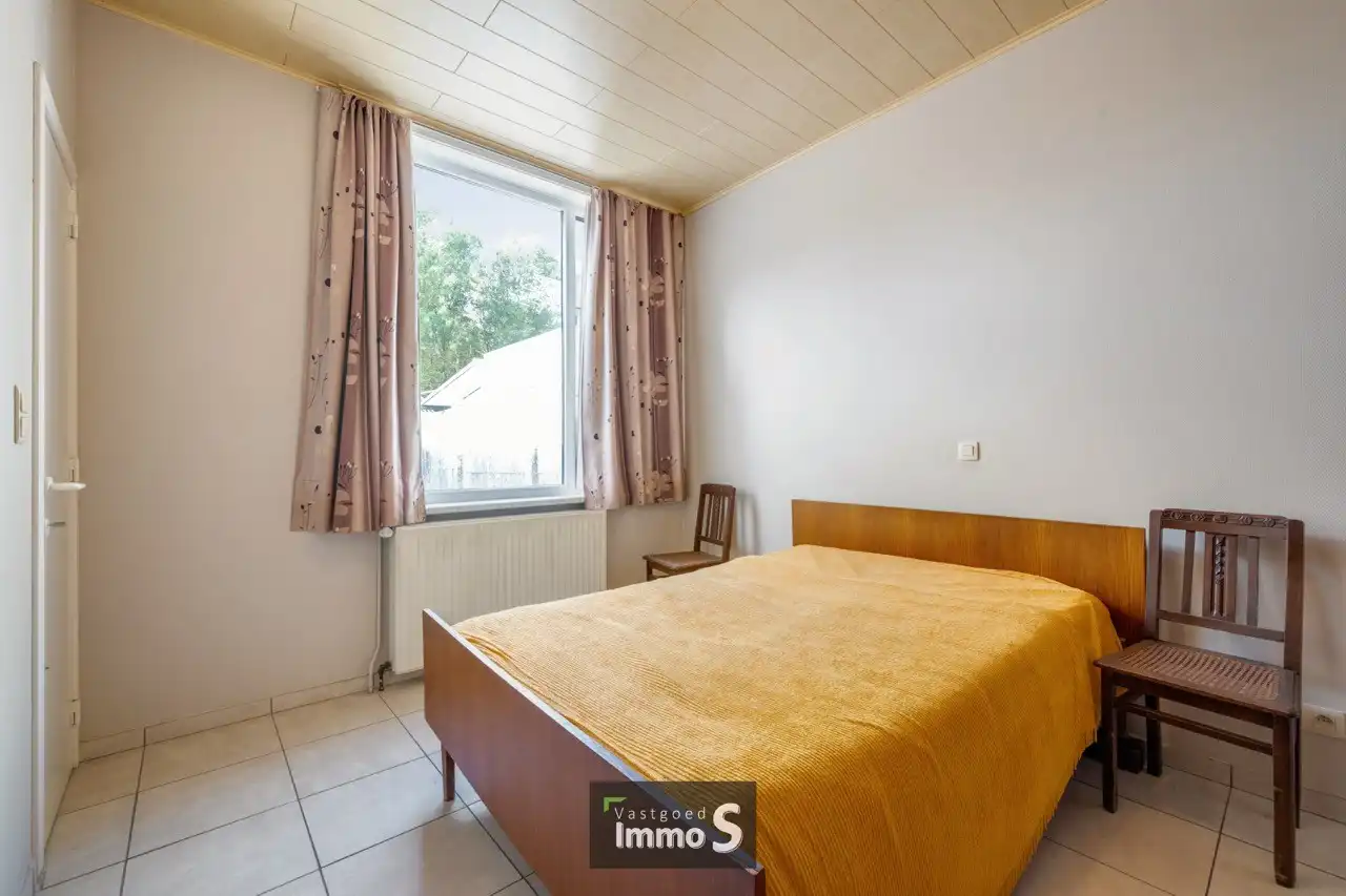 Te renoveren woning in Alveringem foto 11