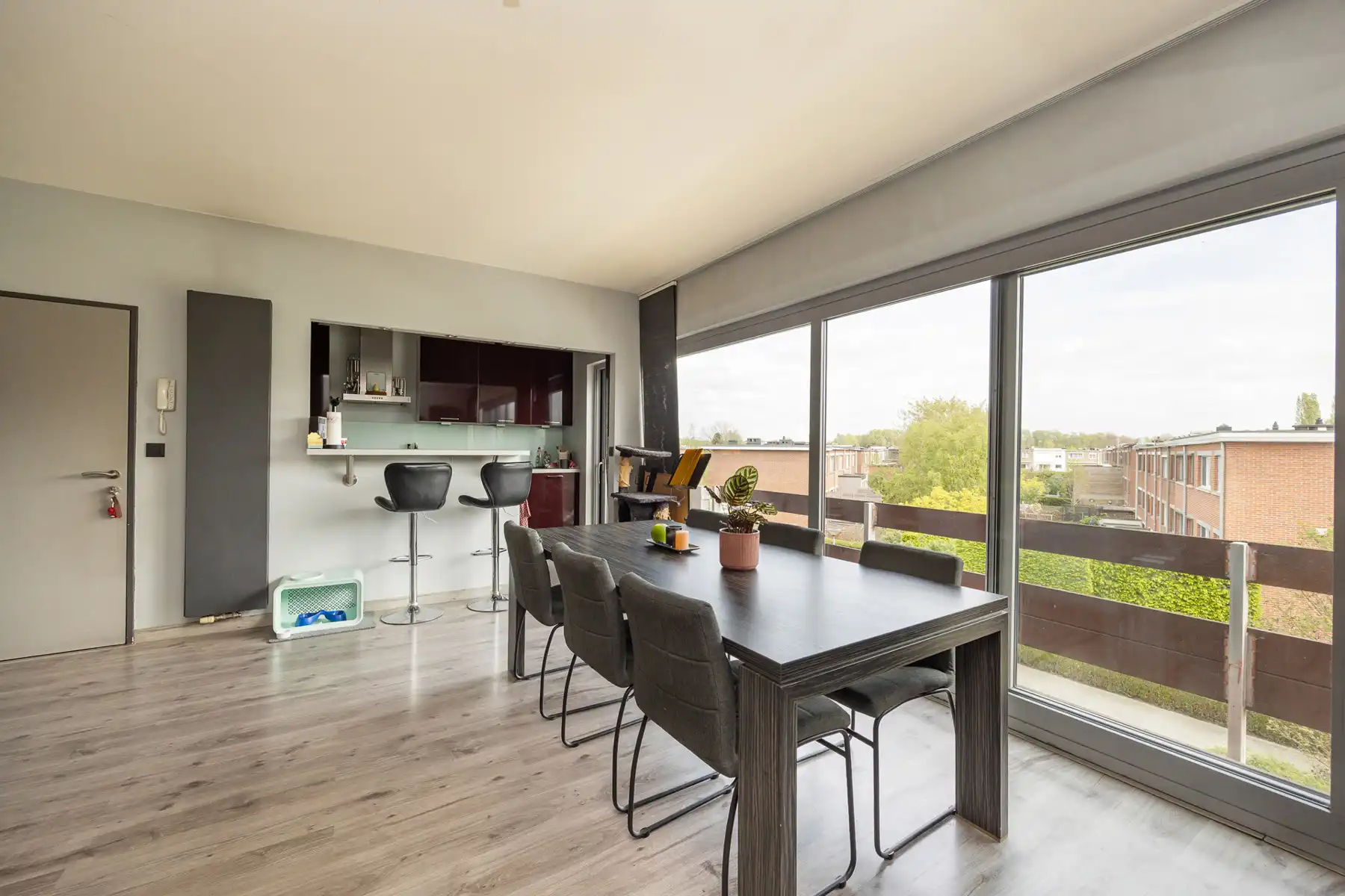 Appartement met 2 slaapkamers in de Altena-wijk te Kontich foto 2
