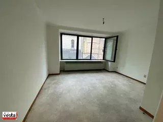 éénslaapkamer appartement te huur in centrum van Sint-Truiden foto 4