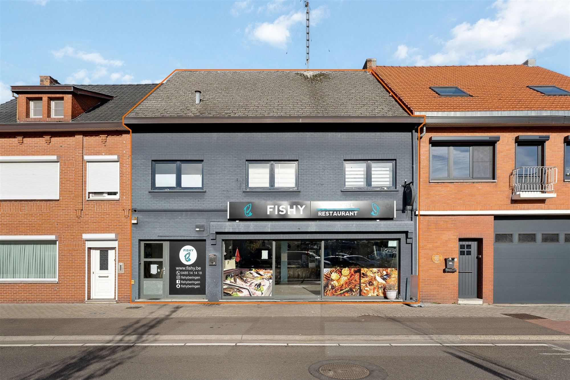 GERENOVEERD (2021) HANDELSPAND VAN 206 m2 MET EEN TE RENOVEREN BOVENLIGGEND APPARTEMENT (124 m2) MET 2 SLAAPKAMERS GELEGEN TE BERINGEN foto {{pictureIndex}}