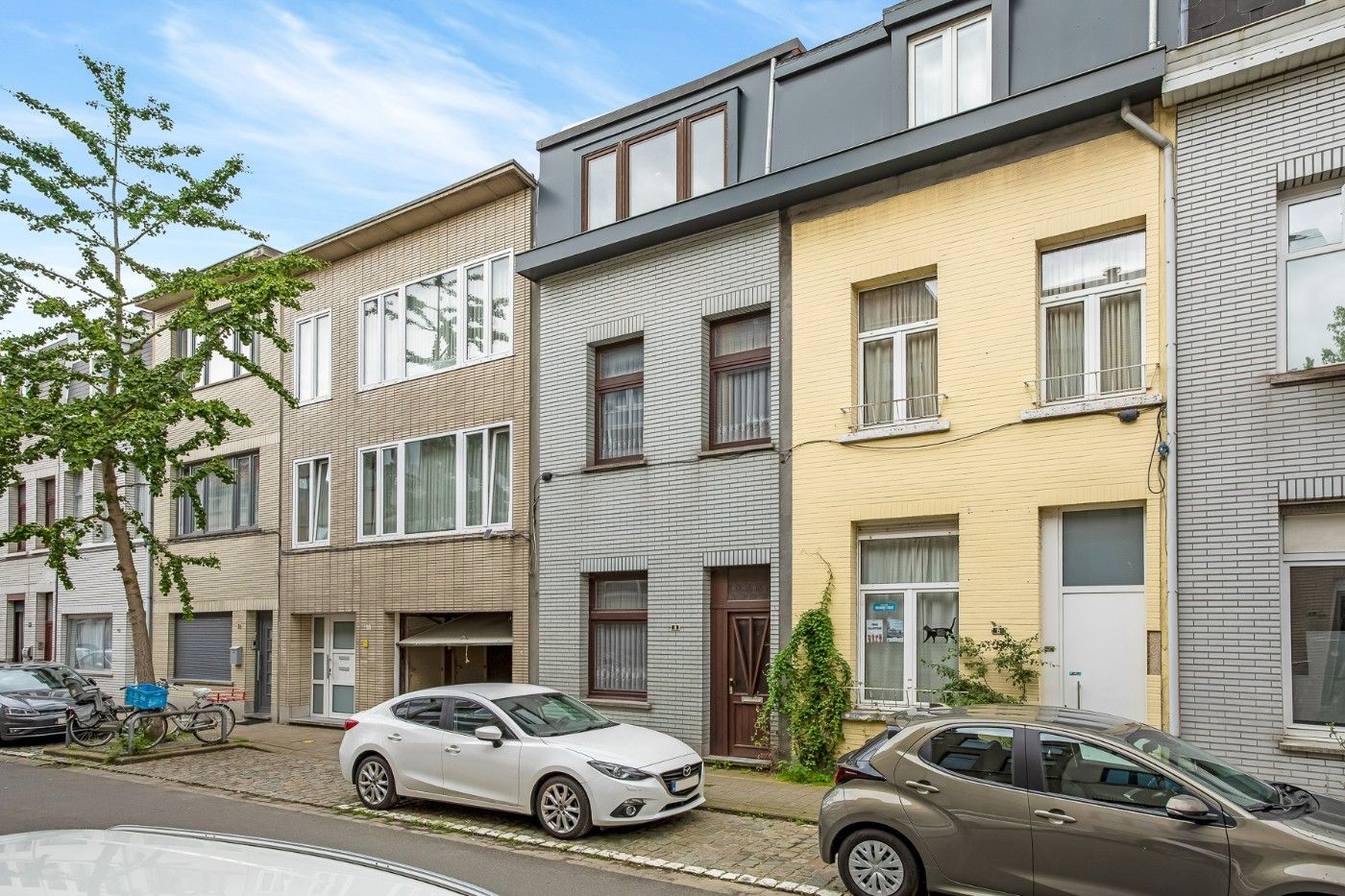 Te renoveren woning met 3 slpk. en koer foto 20