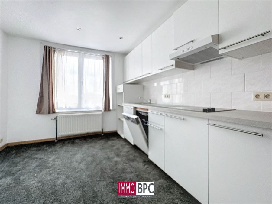 Karaktervolle ruime  woning met 3 slp , bureau,  tuin en garage   foto 21