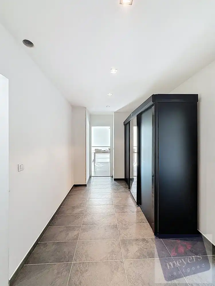 Handelspand met woonst op toplocatie in Spalbeek (Hasselt) foto 19