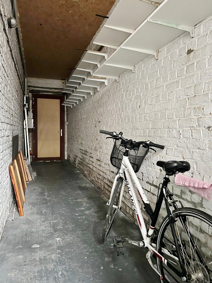 Instapklare woning met prachtige tuin op een perceel van 1.680m² op 500meter van de markt.  foto 17