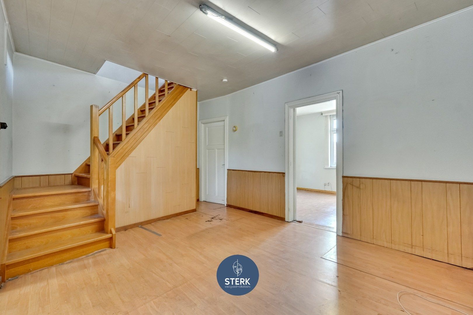 TE VERNIEUWEN WONING OP EEN PERCEEL VAN CIRCA 19 ARE TE LANAKEN !  foto 8