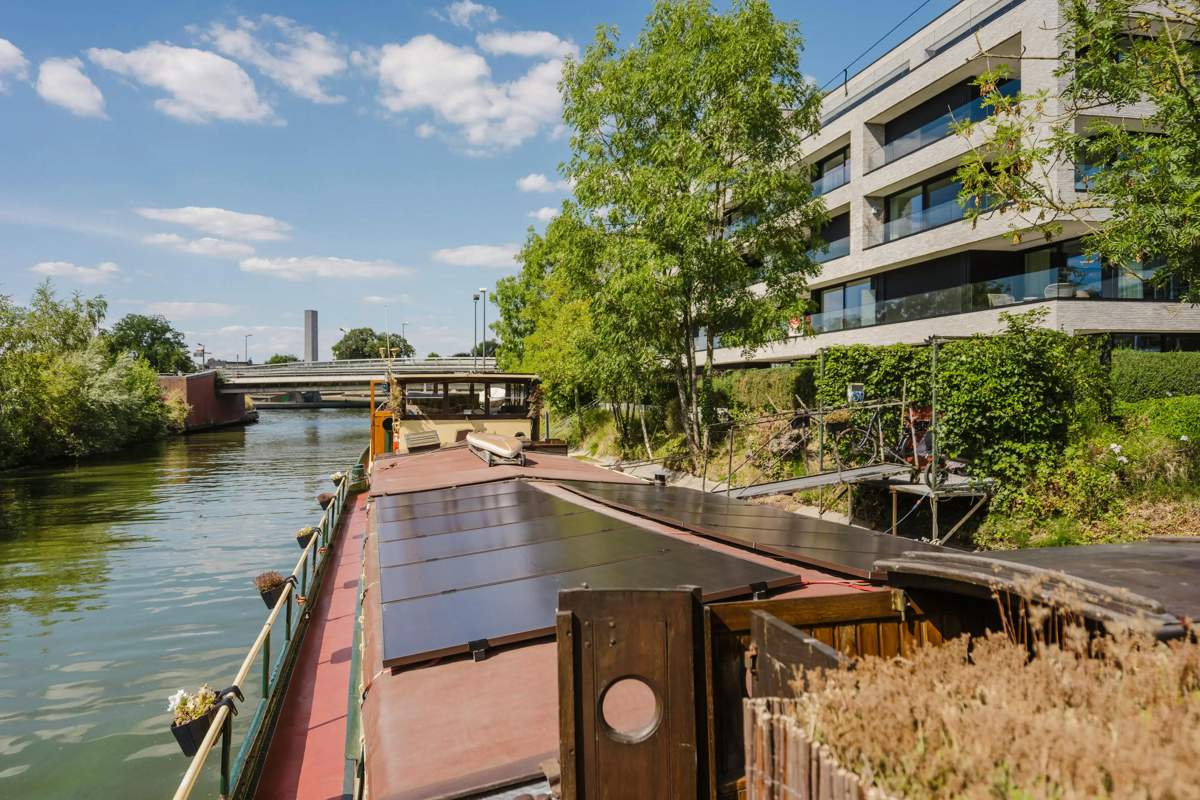 Uniek wonen op het water in hartje Kortrijk foto 18