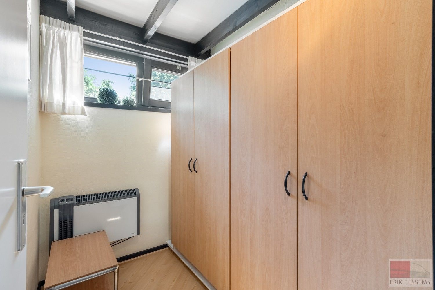 Gelijkvloerse vakantiewoning met een woonoppervlakte van 79 m², gelegen op een royaal perceel van 570 m². foto 14