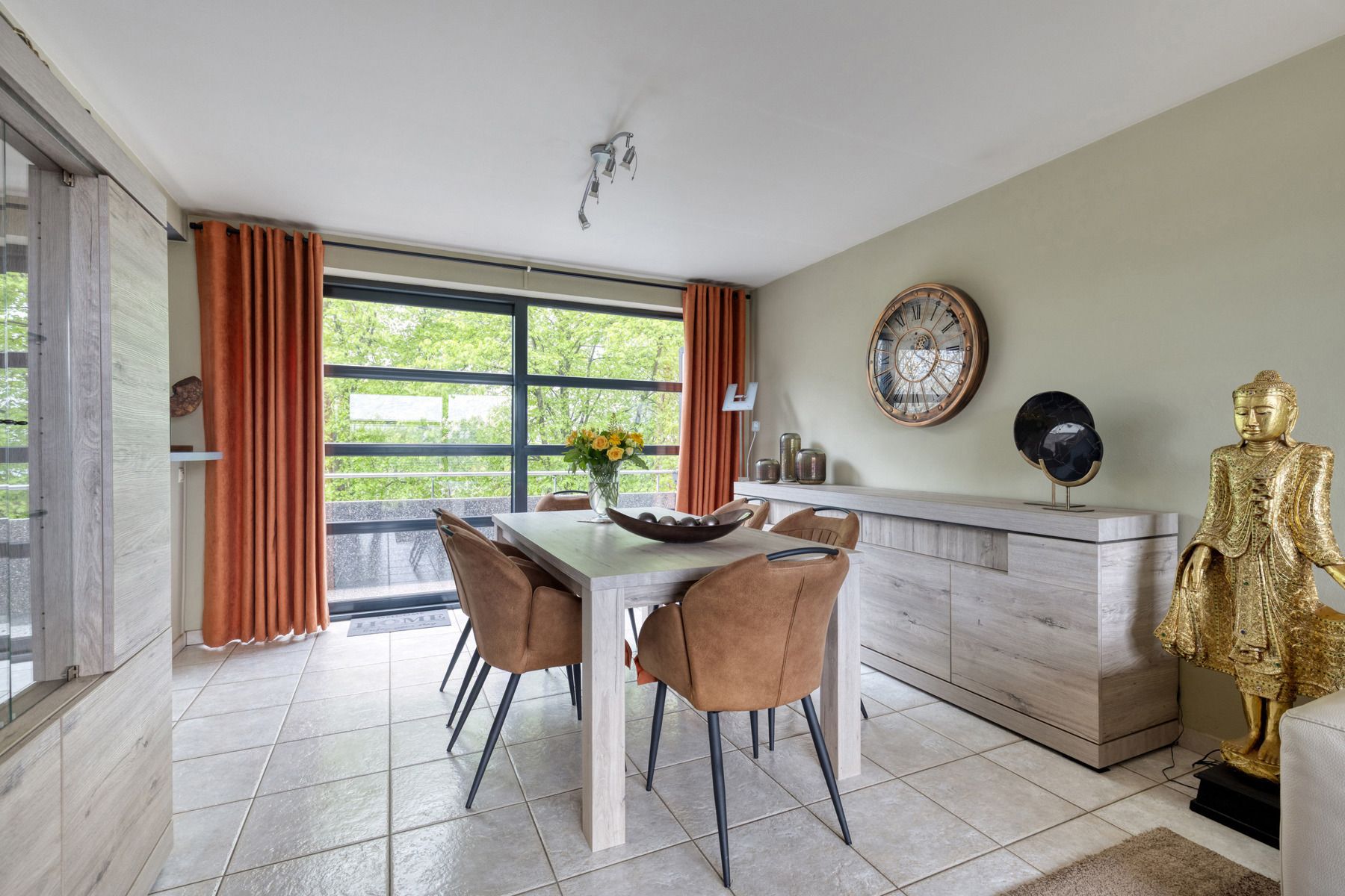 Uniek gelegen duplex in historische centrum Ninove foto 9