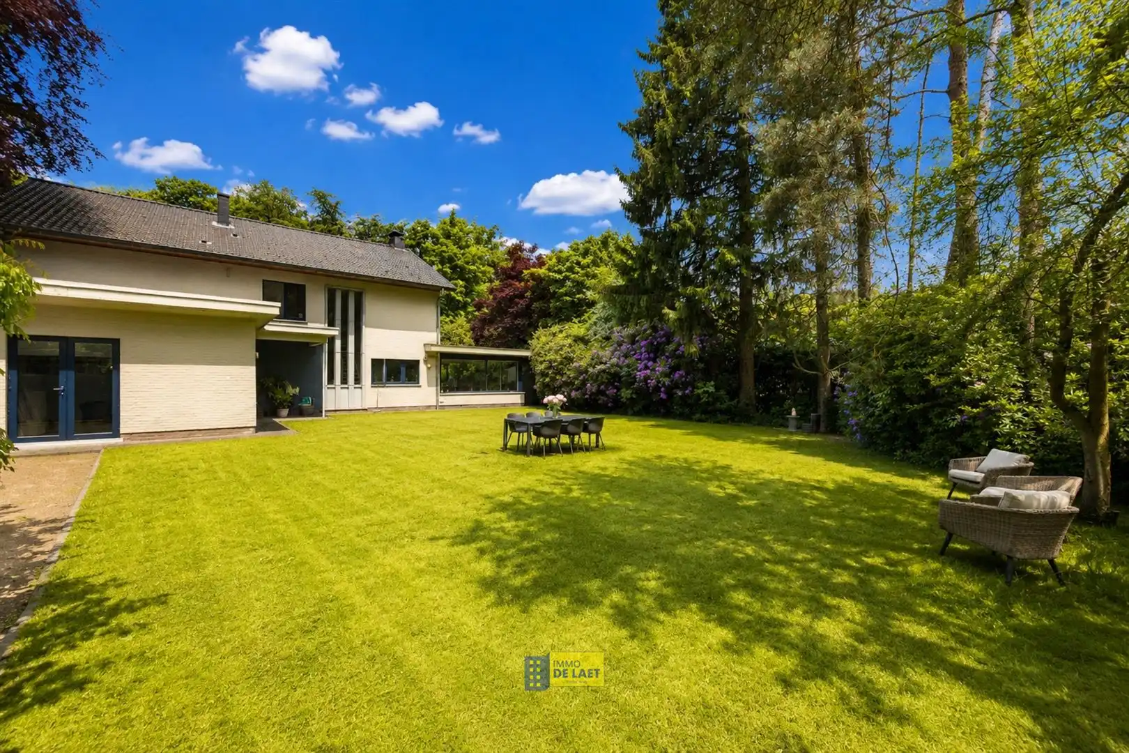 Charmante villa grenzend aan de Kalmthoutse Heide foto 31