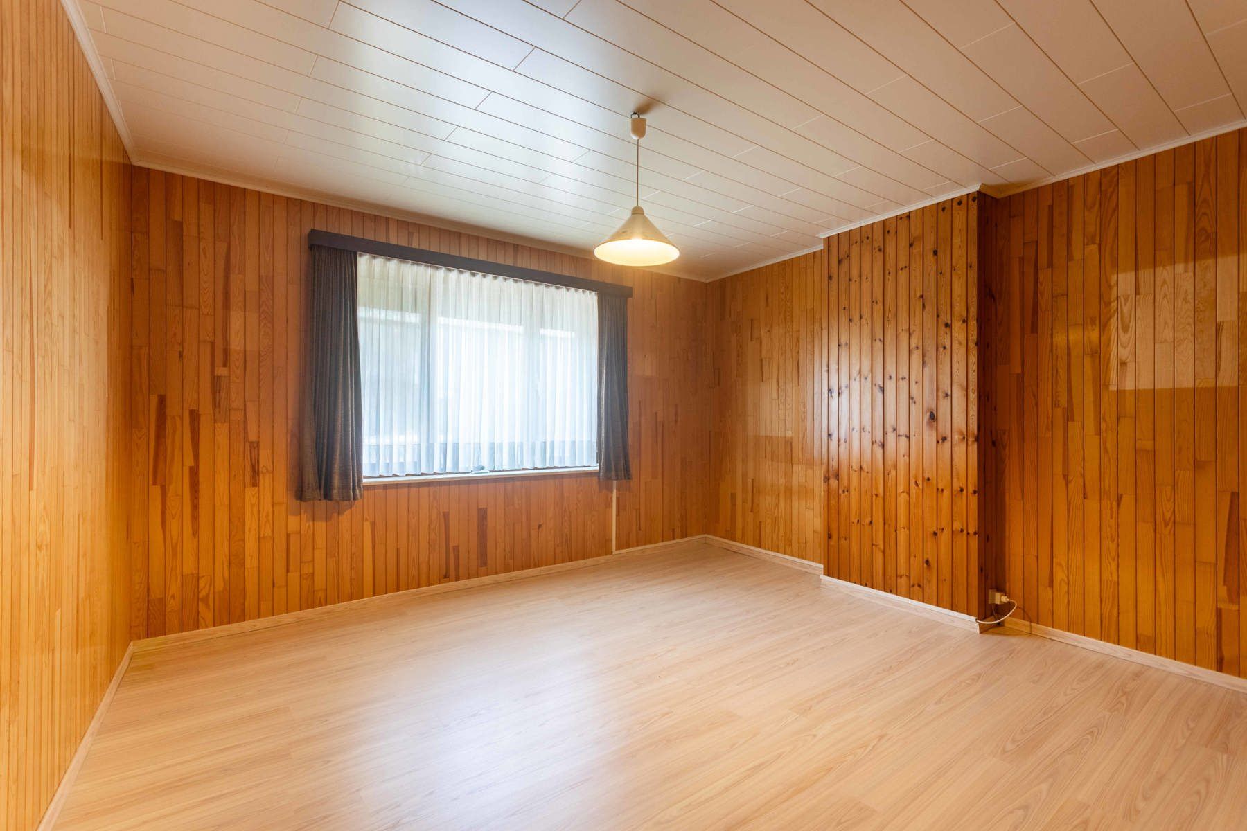 Goed onderhouden woning met garage te Aalst!  foto 15
