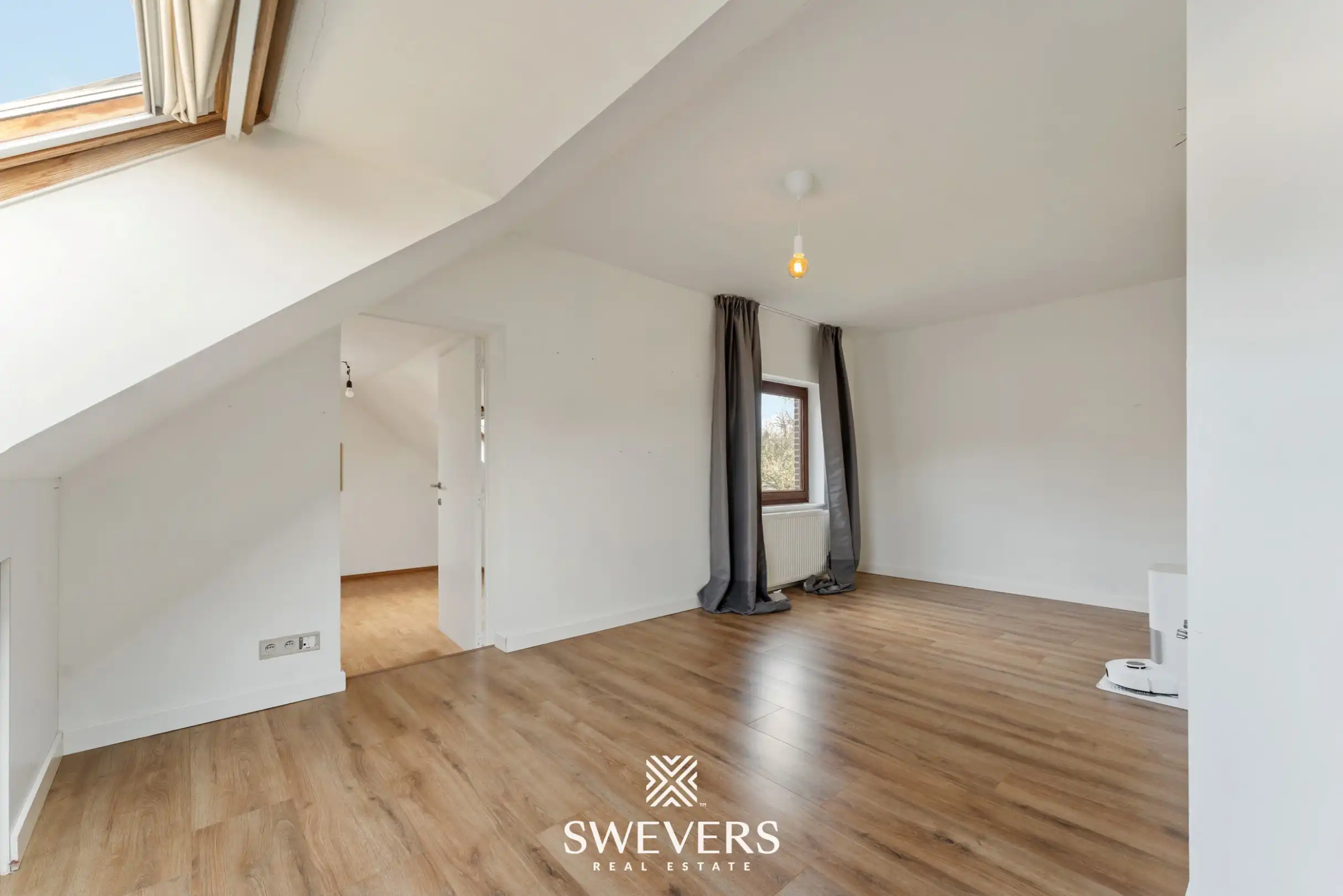 Zeer ruime woning met praktijkruimte op 28a 69ca in Heusden-Zolder foto 20