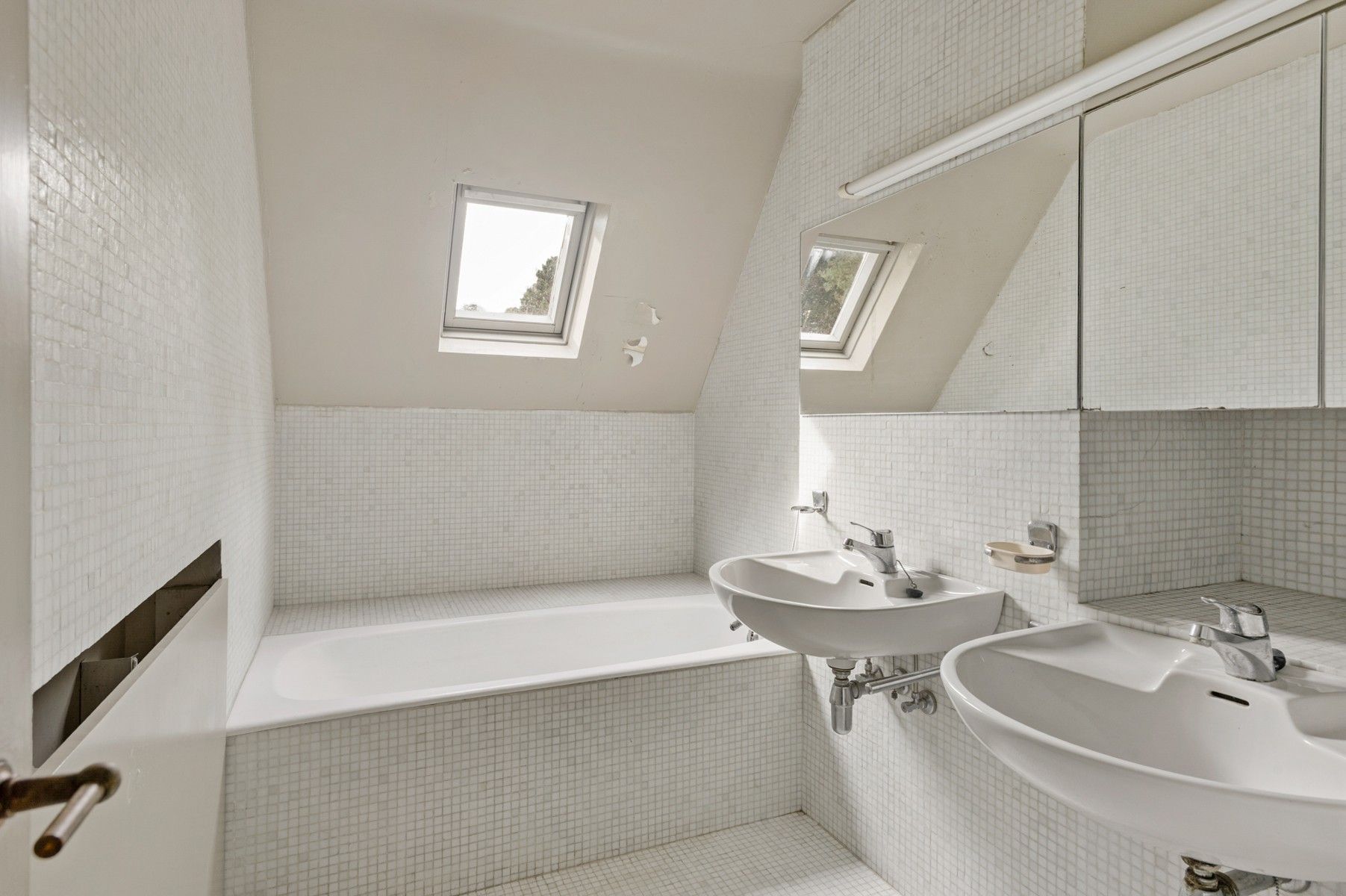 IN OPTIE !! Karaktervolle woning van architect Rombouts foto 15