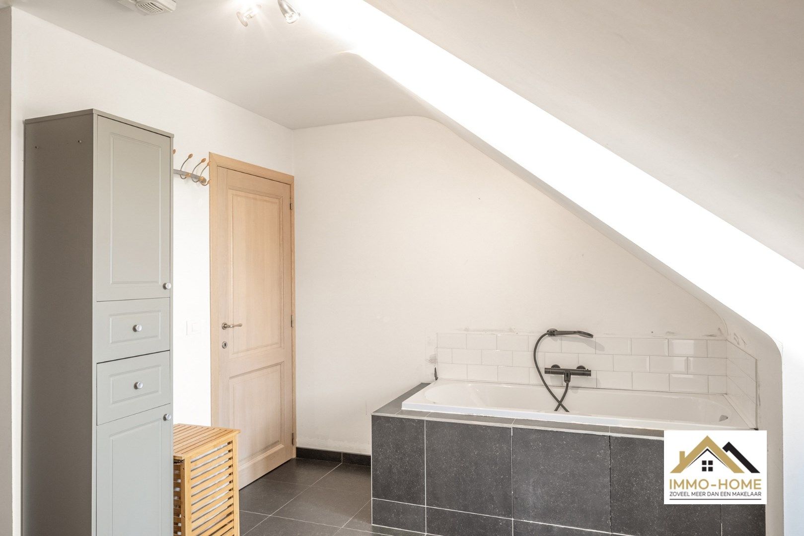 Energiezuinige halfopen bebouwing met panoramisch uitzicht foto 17