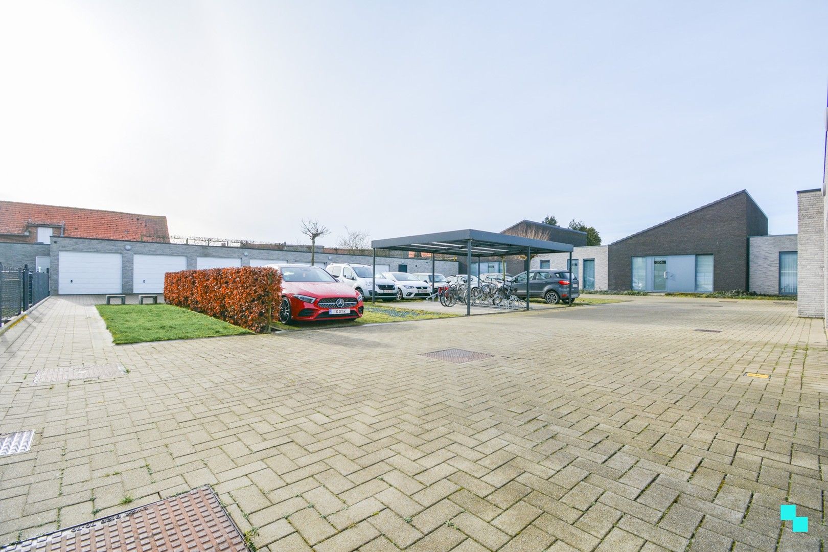 Gelijkvloerse, energiezuinige woning te Westrozebeke foto 19