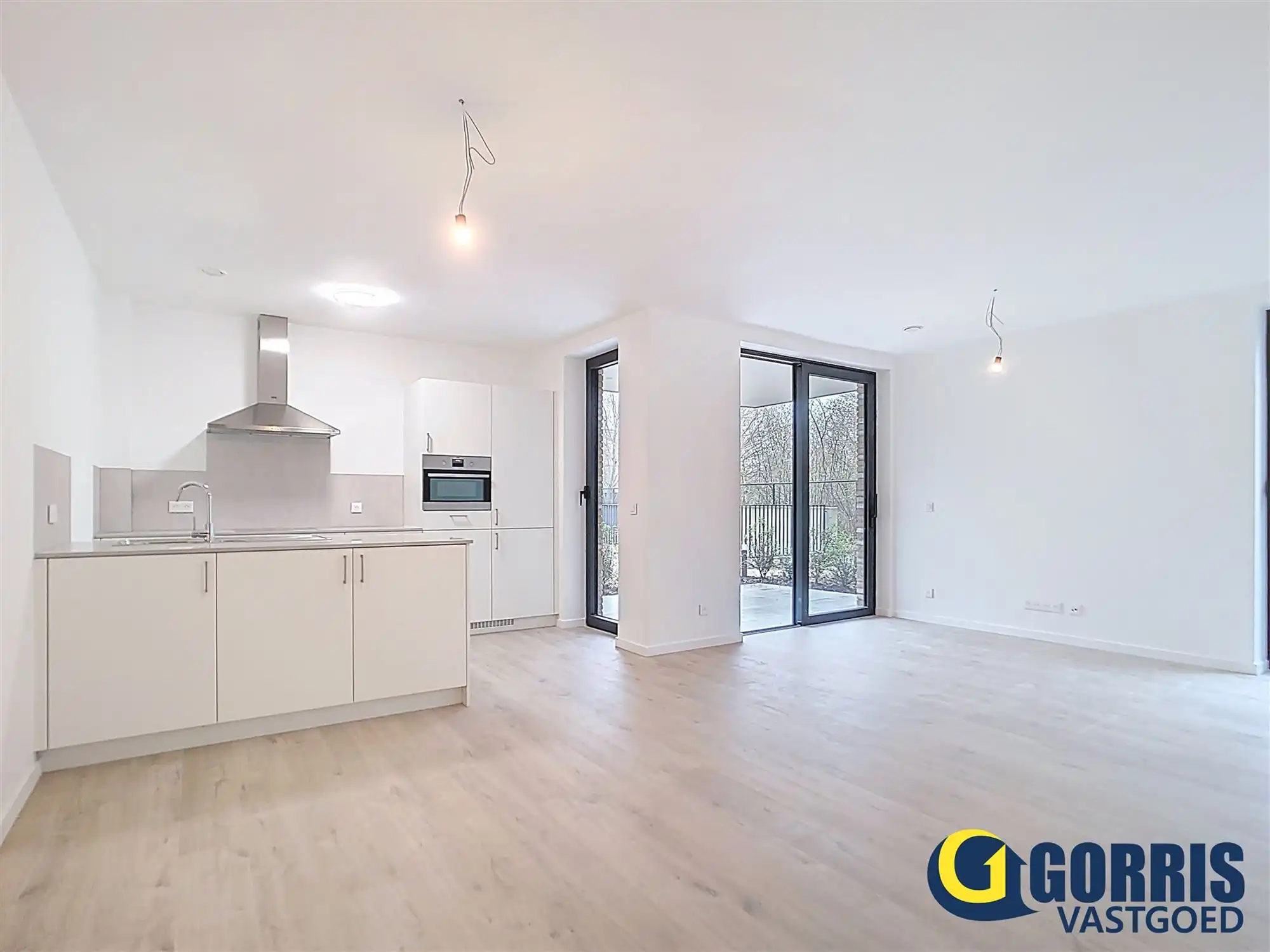 Rustig gelegen gelijkvloers nieuwbouwappartement met 2 slaapkamers. foto 2