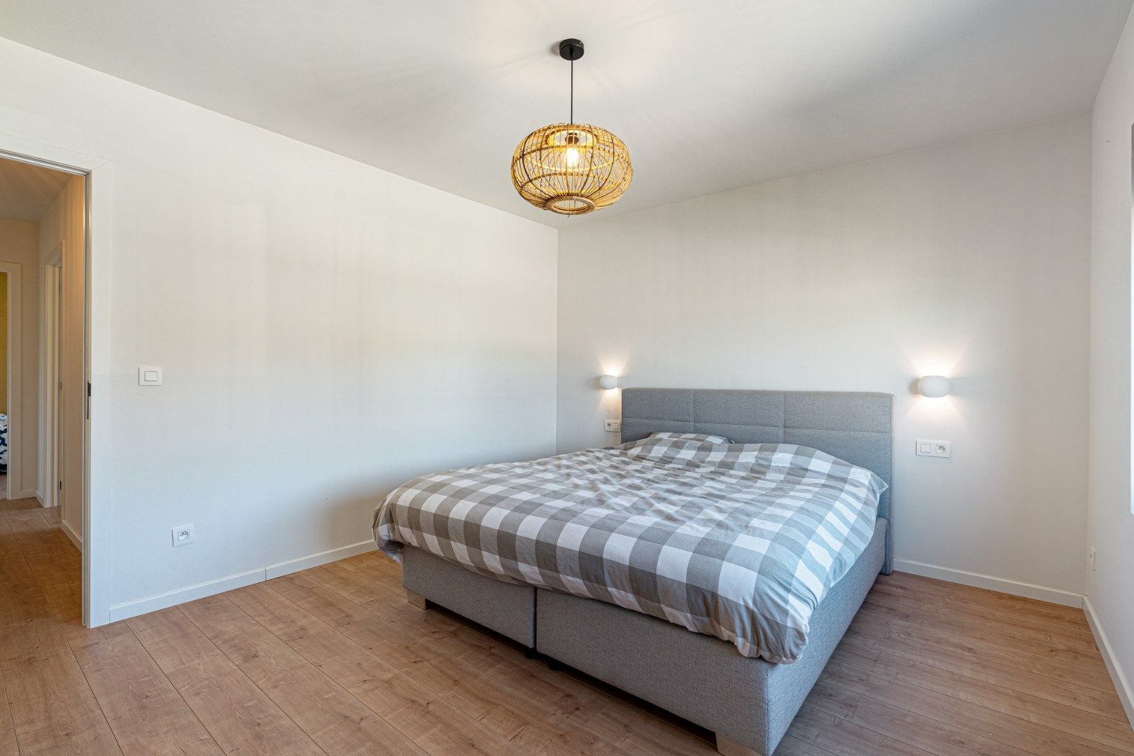 Stijlvolle designwoning met A-label in residentiële woonwijk. foto 30
