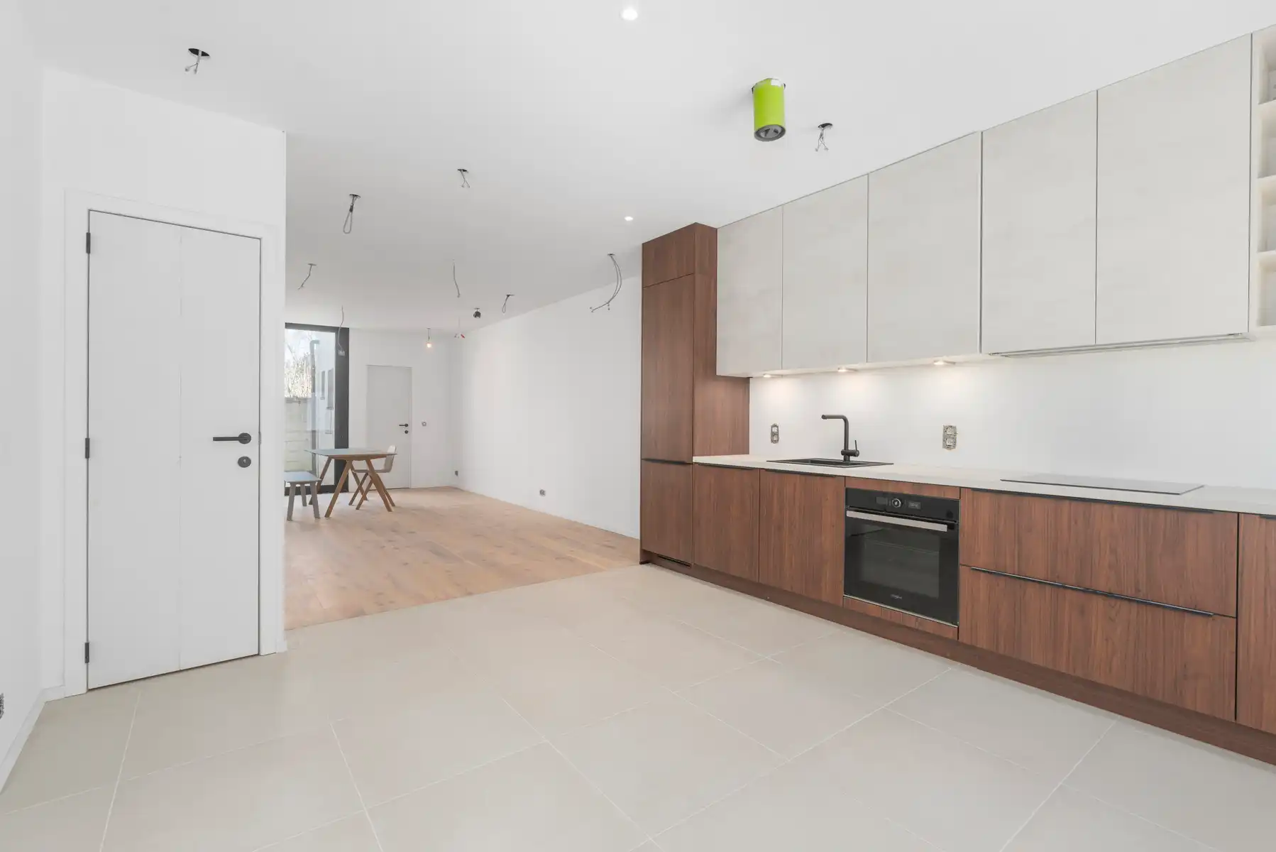 Gerenoveerde woning met 2 slaapkamers in Vilvoorde  foto {{pictureIndex}}