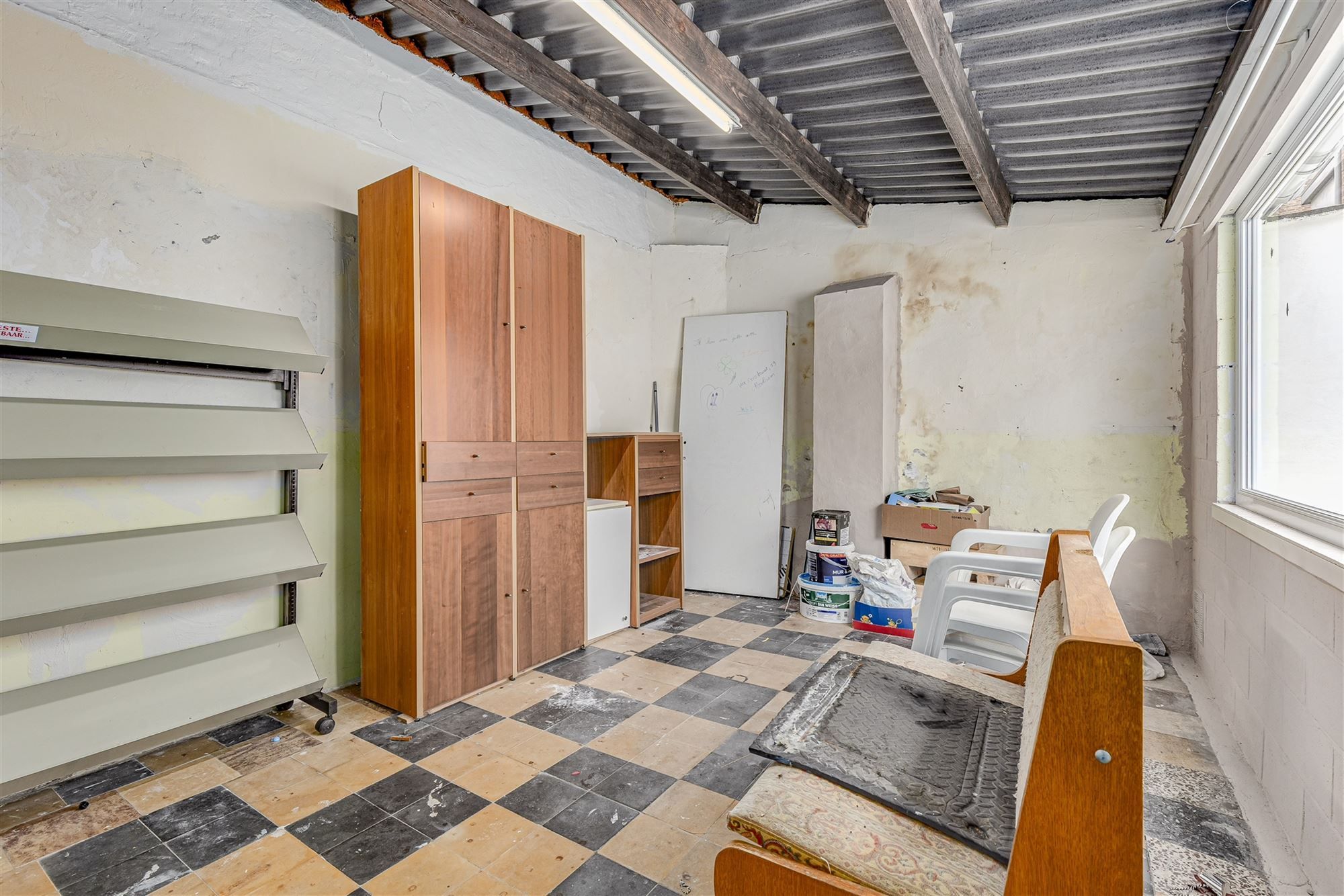 Te renoveren woning met koer thans ingedeeld in 2 appt foto 11