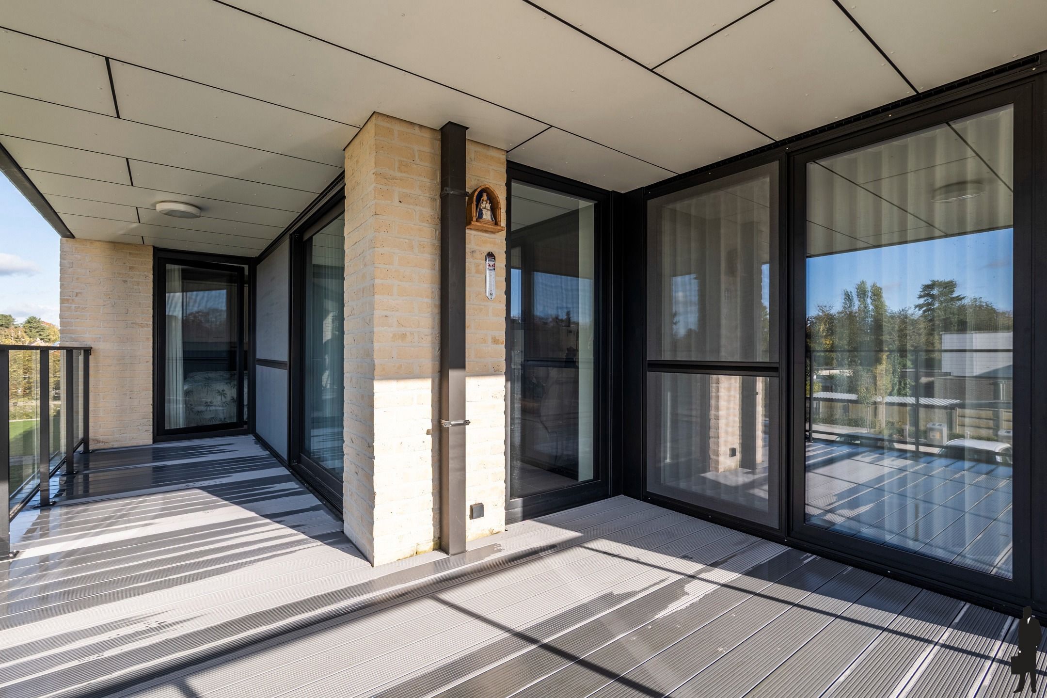 Centraal gelegen, recent appartement van 100m² met 2 slpks foto 10