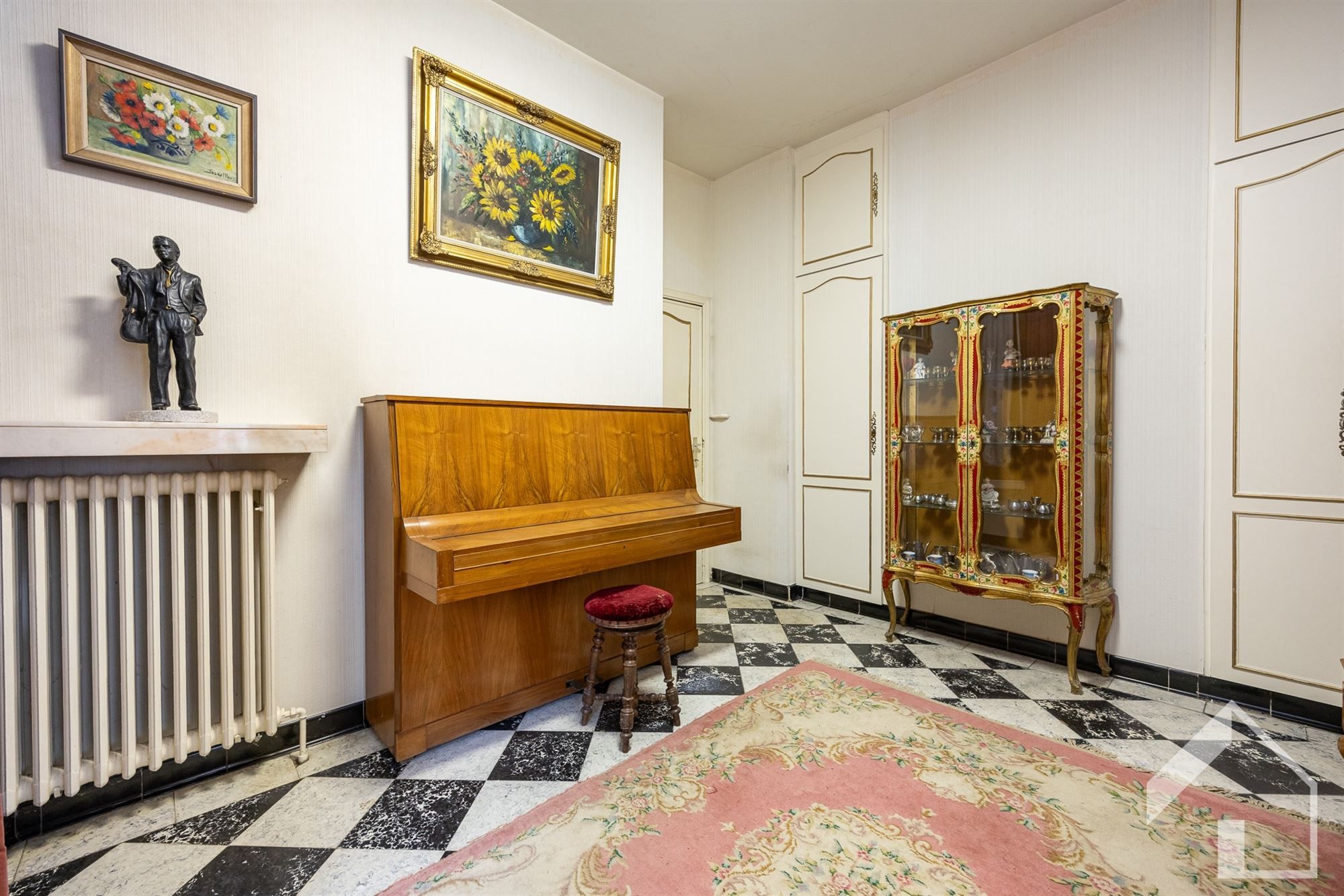 Te renoveren, karaktervolle villa in het centrum van Pulle foto 13