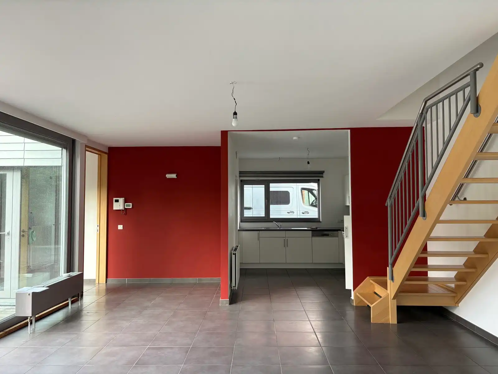 Moderne woning met ruime stadstuin foto 3