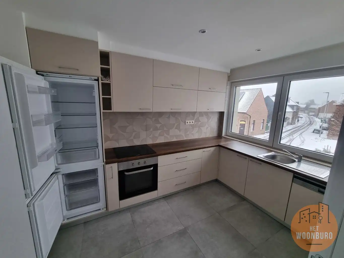 Appartement 1ste verdiep met 2 slpks en balkon foto 3