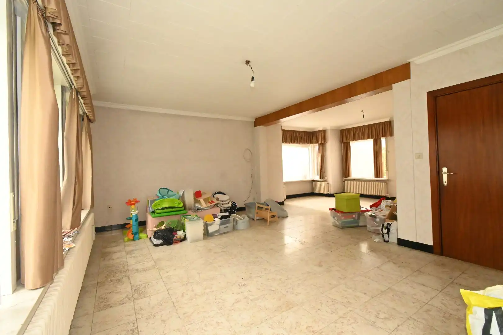 Alleenstaande woning met garage en tuin  foto 8