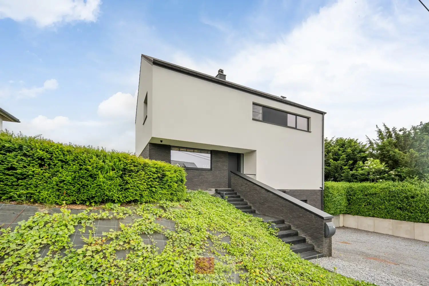 Energiezuinige, moderne woning met een bewoonbaar oppervlakte van circa 195 m², gelegen op een perceel van 776 m² in een rustige en groene omgeving. foto 46