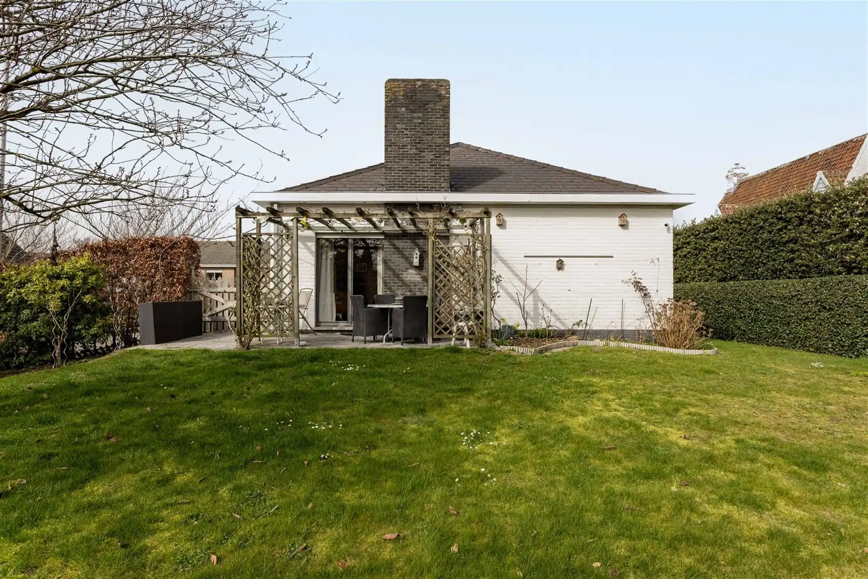 Ruime gezinswoning met 5 kamers nabij het centrum van De Pinte foto 6