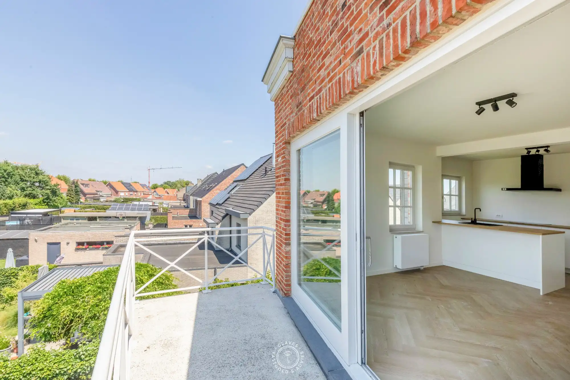 Dromerig dakappartement in vernieuwbouwd appartementsgebouw foto 2