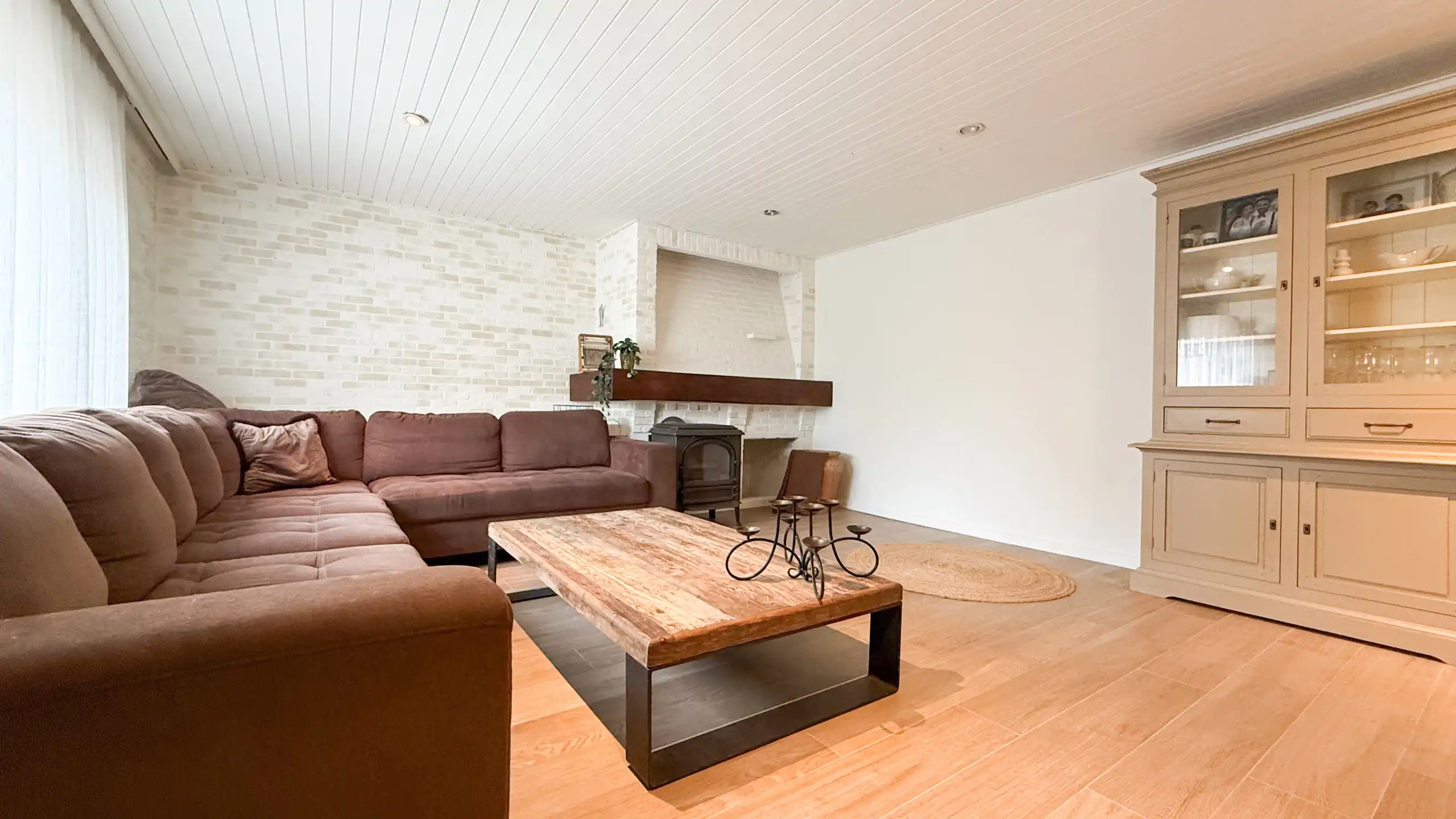 Instapklare open bebouwing met 4 slpk en 2 leefruimtes! foto 14