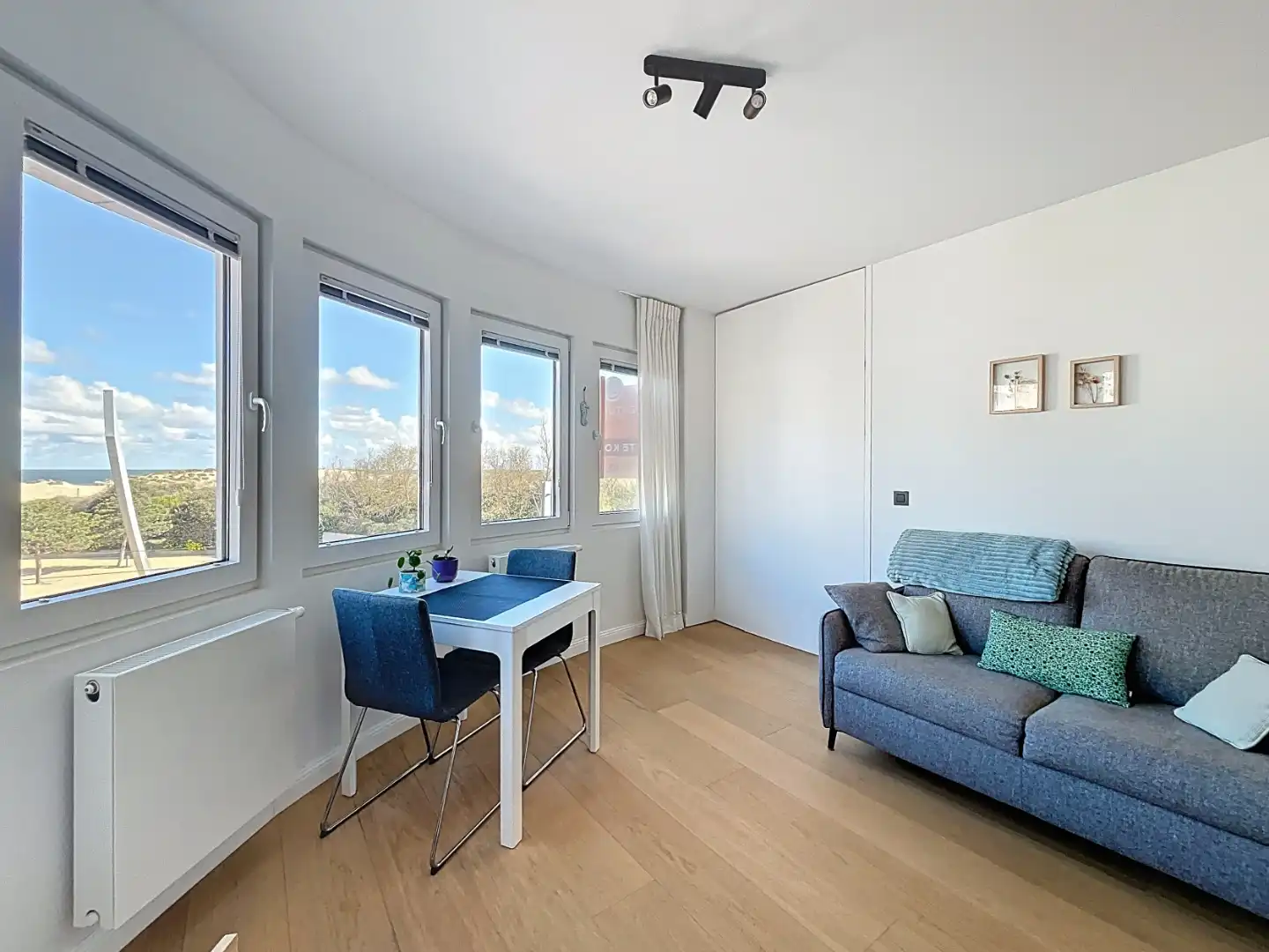 Appartement met prachtig zicht op duinen en zee. foto 4