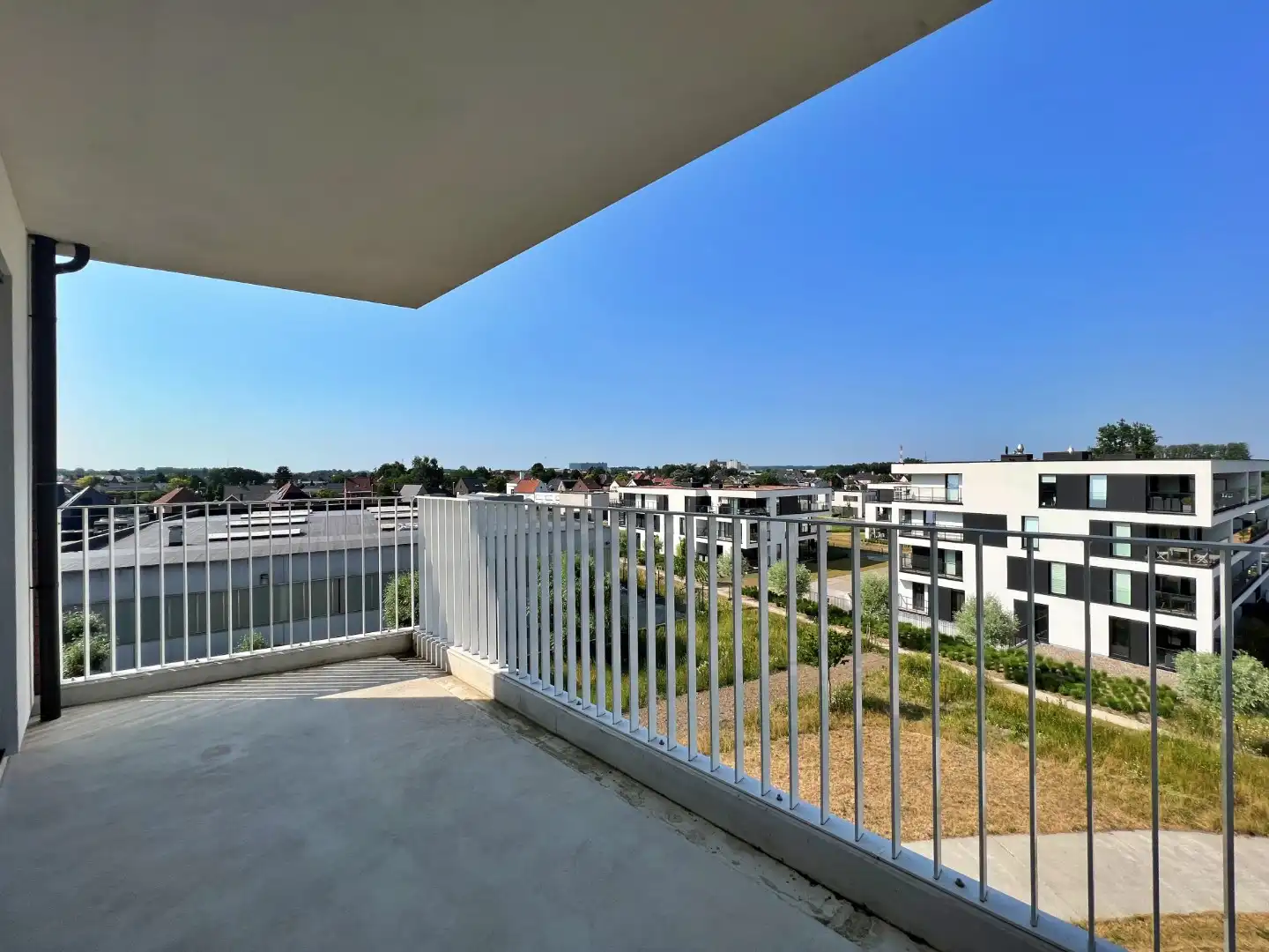 Instapklaar appartement met 2 slaapkamers en ondergrondse parkeerplaats te huur in centrum van Aalter foto 12