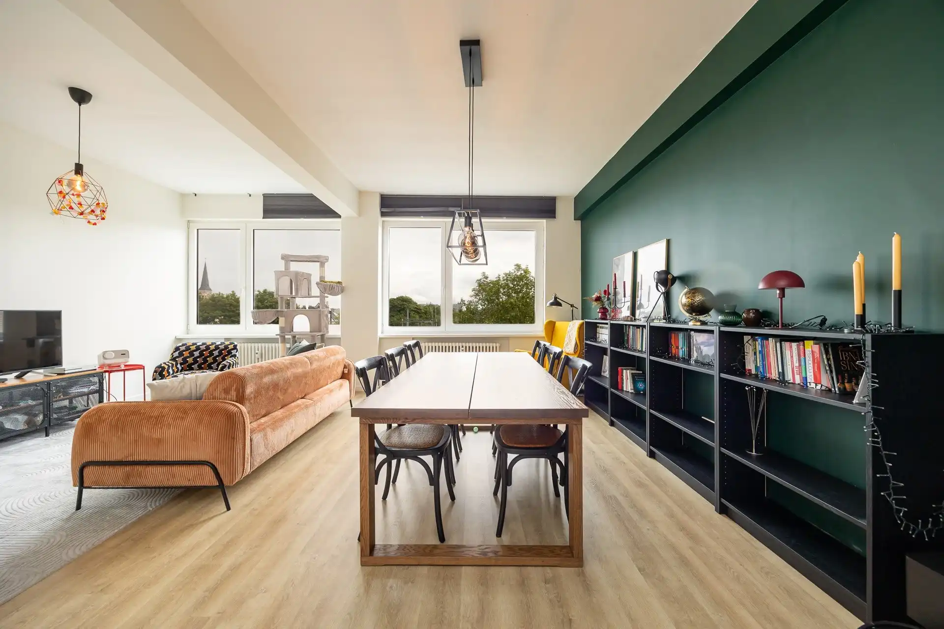 Instapklaar appartement tussen Zurenborg en Groen Kwartier foto {{pictureIndex}}