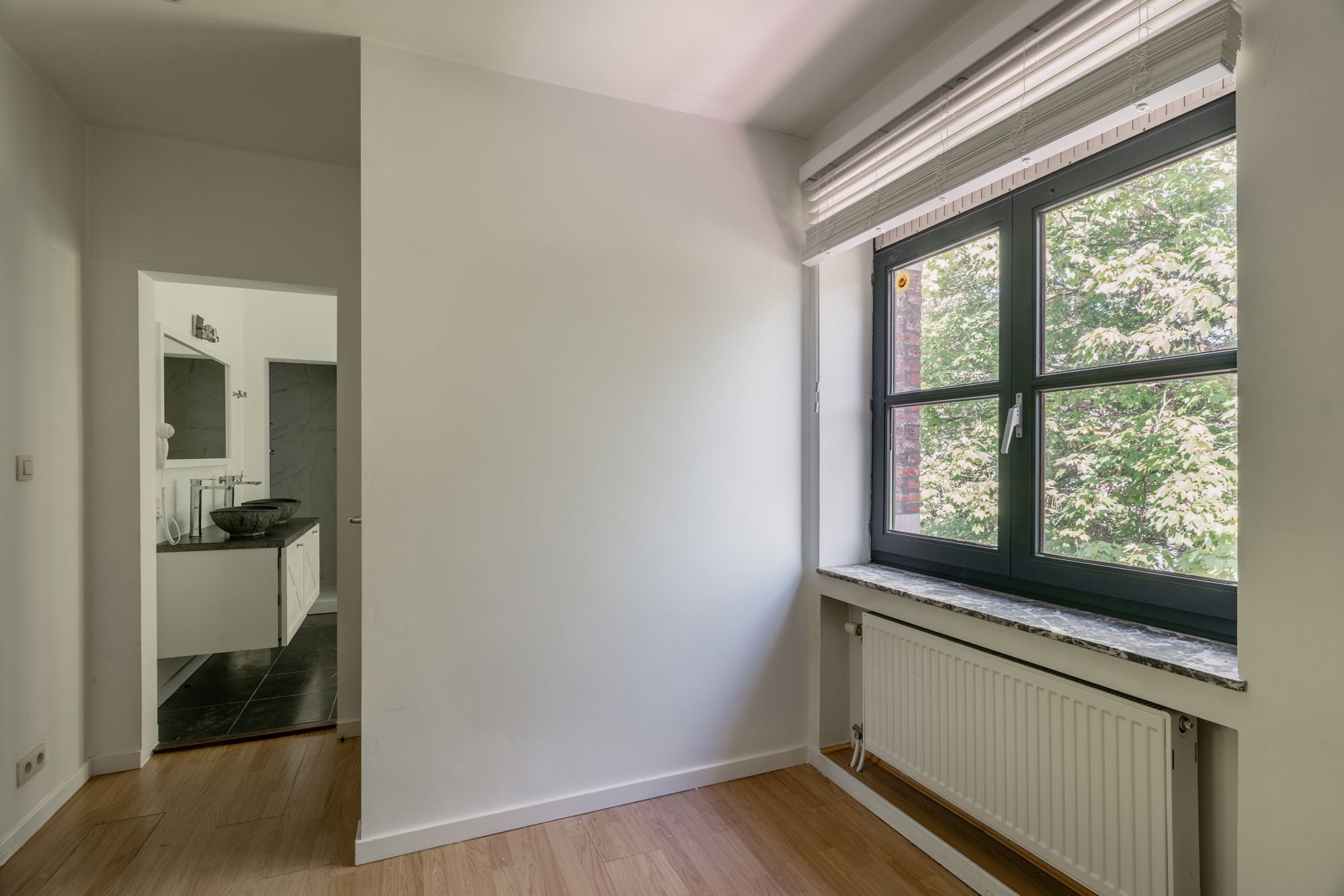 Eigen voordeur en 2 verdiepingen: appartement dat aanvoelt als een woning aan het populaire Professor Claraplein foto 13