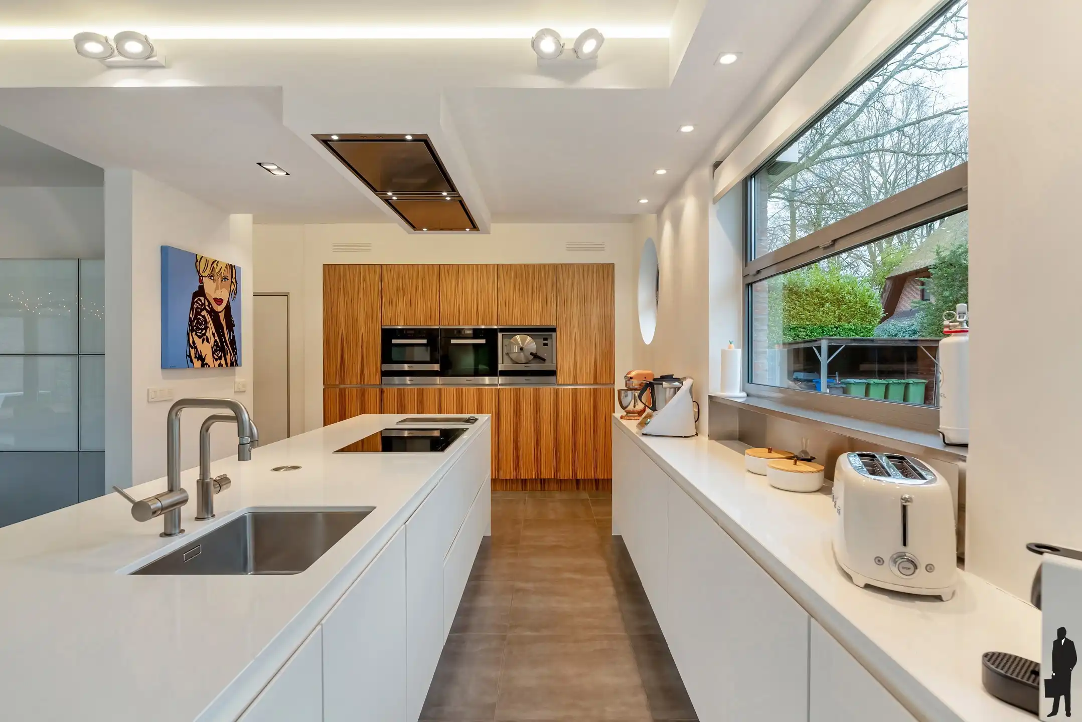 VILLA MET APARTE PRAKTIJK OF APART KANTOOR AAN HUIS (vrij beroep mogelijk!)  foto 8