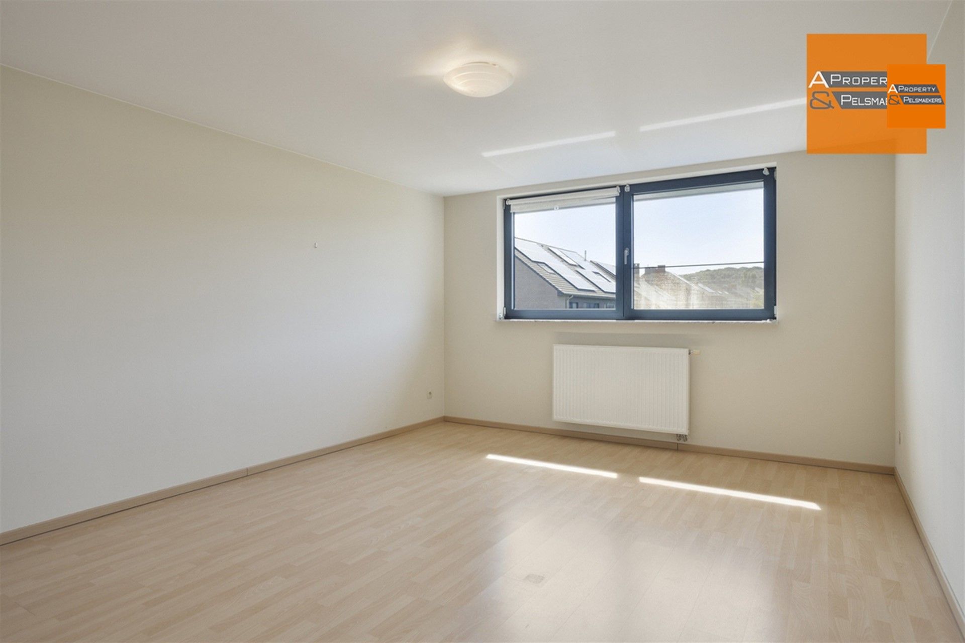 Een stijlvolle villa gelegen in een rustige straat in Kortenberg.

 foto 9