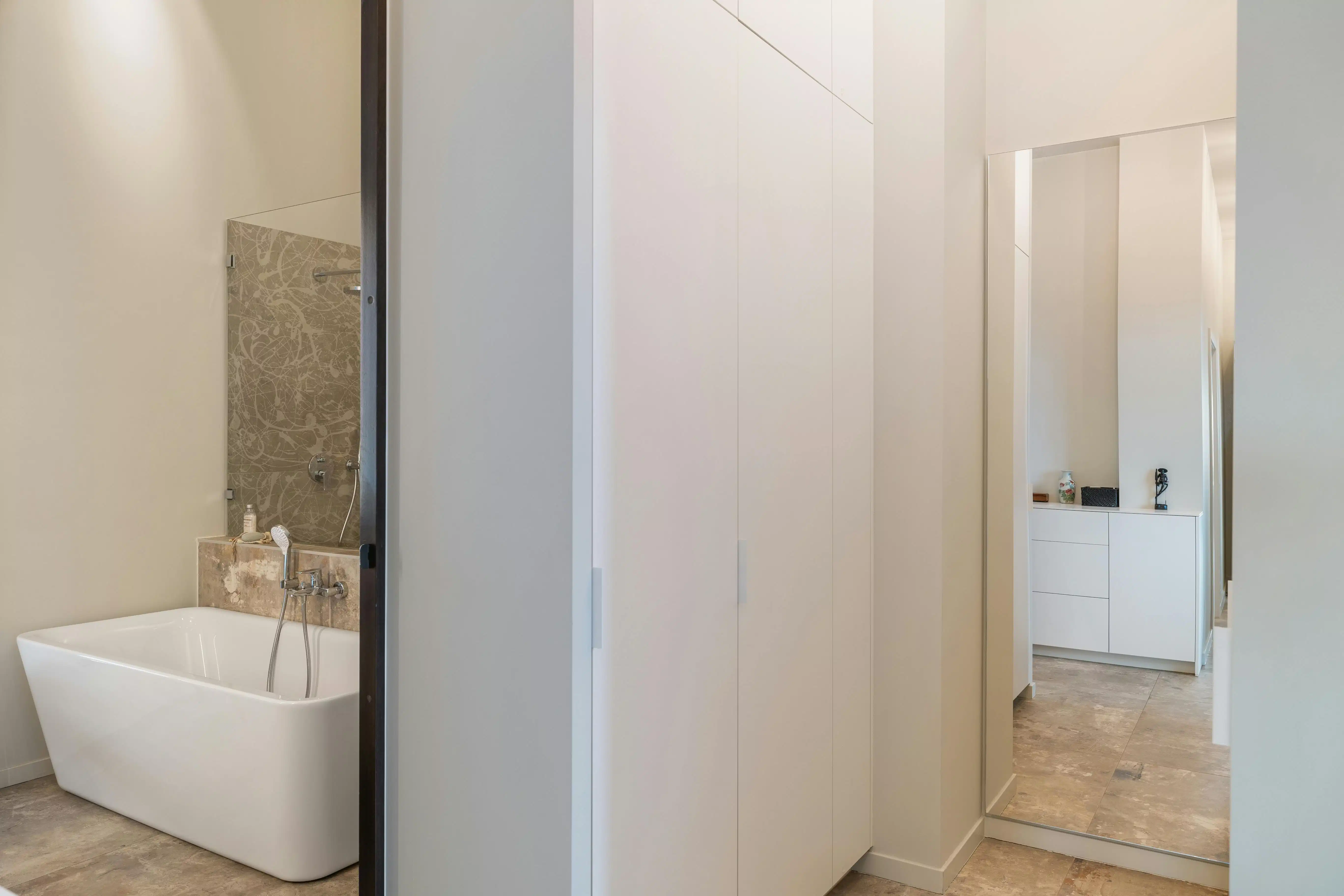 Luxe appartement met zicht op de torens te koop te Gent foto 12