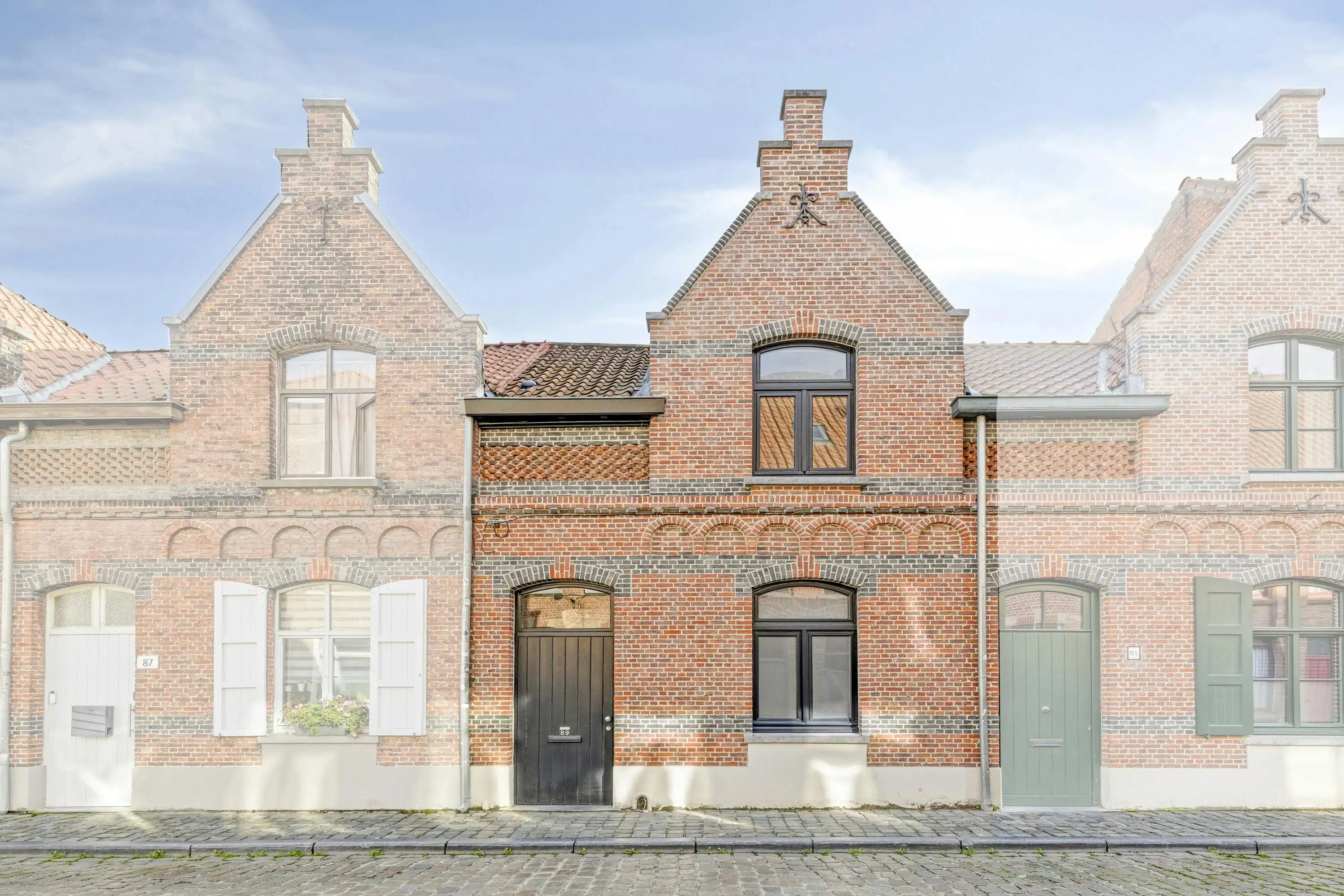 Instapklaar huis te koop met tuin en garage in Brugge foto 14