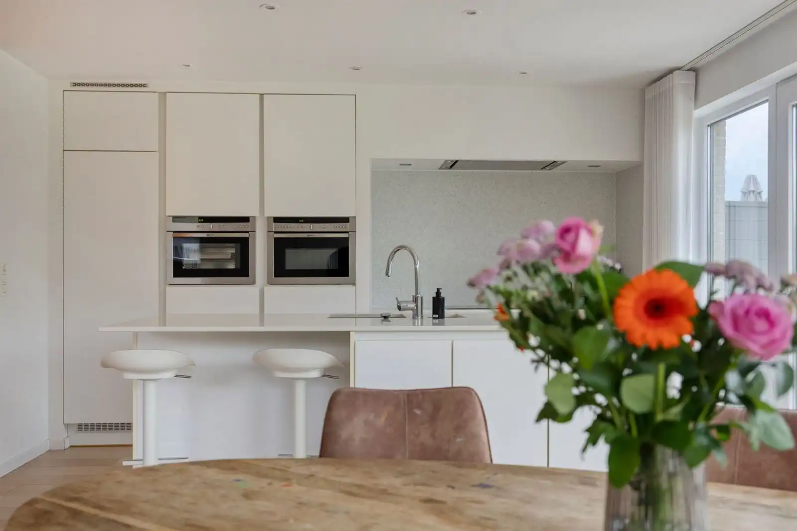 Halfopen bewouwing 5 slaapkamers met tuin  foto 10