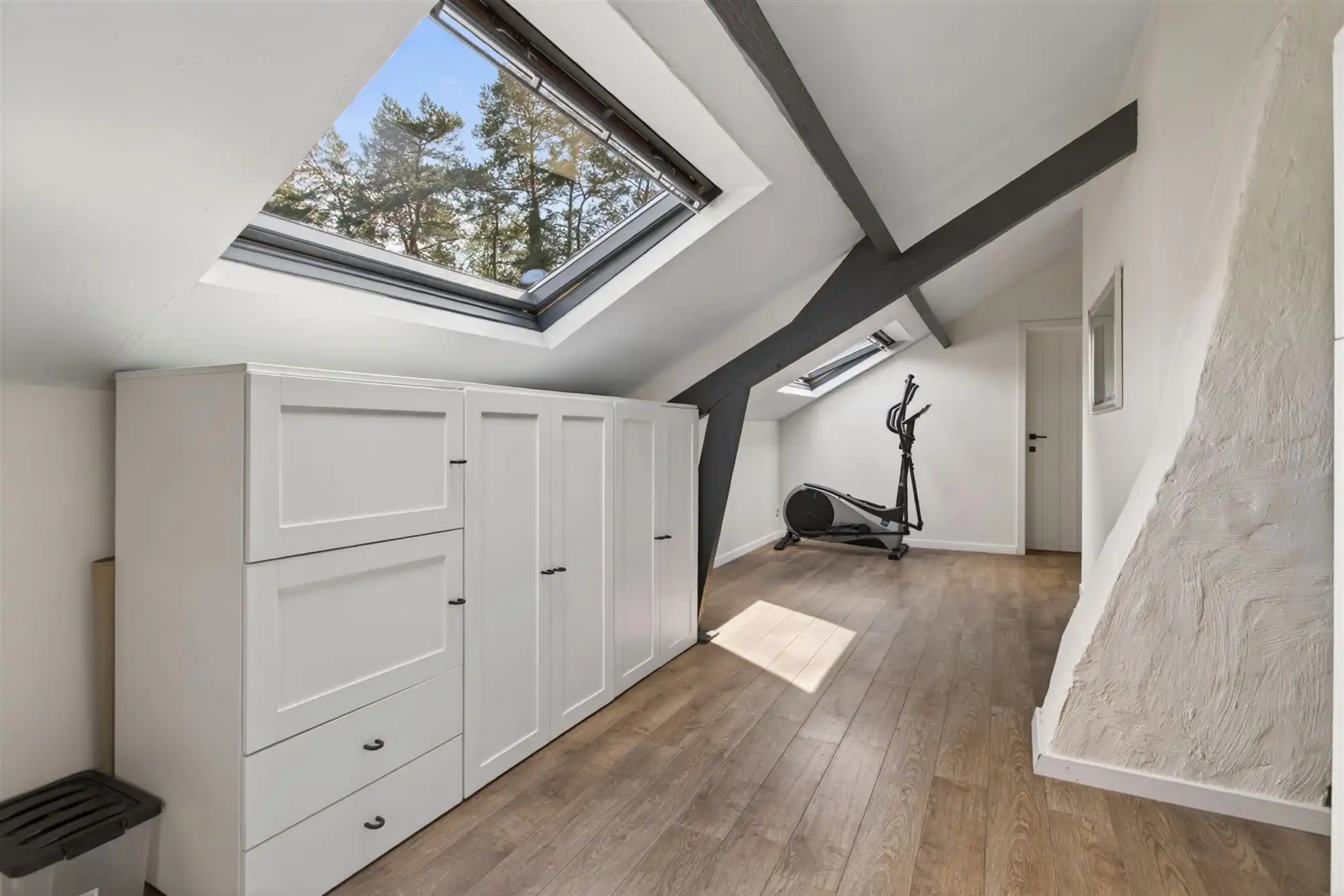 Ruime villa met zuidgerichte tuin en maximale privacy foto 25