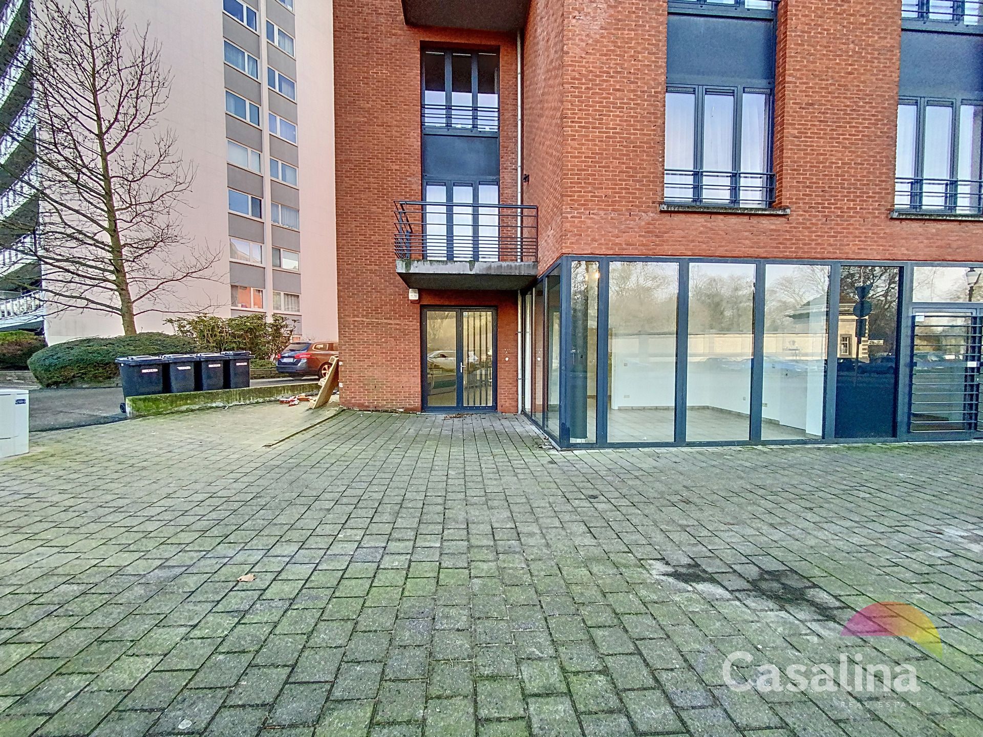 Handelspand voor vrije beroepen - 105 m² foto 3