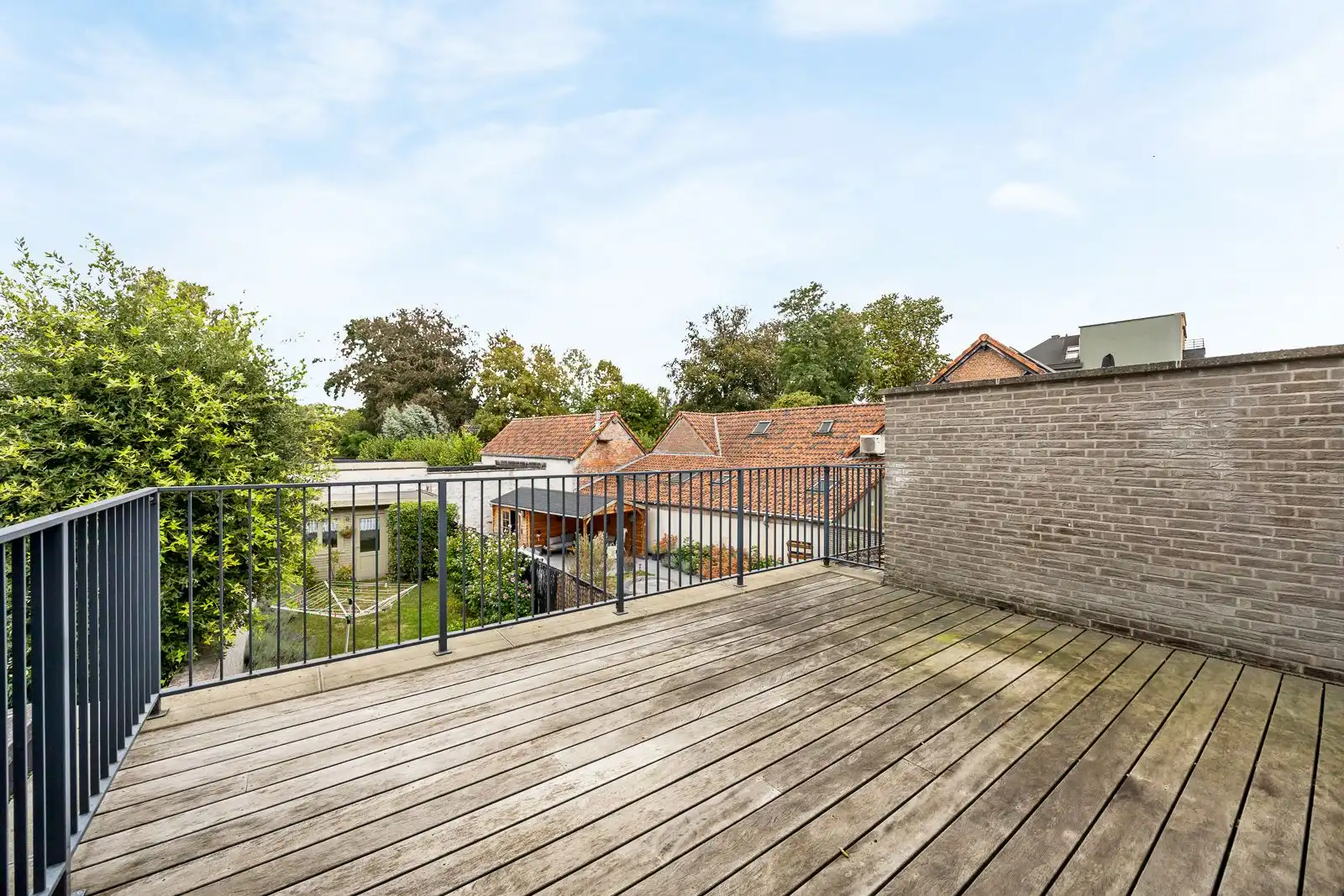 Topgelegen éénslaapkamerappartement met ruim terras en staanplaats in centrum Kapellen! foto 9