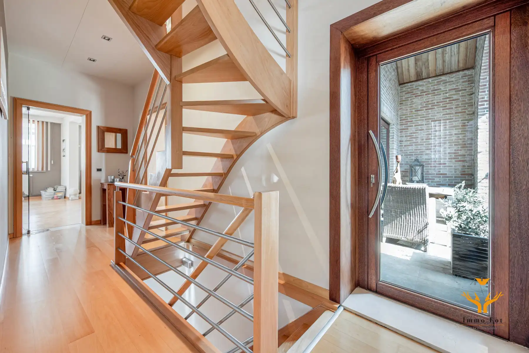 Zeer ruime woning in het centrum van Baasrode foto 18