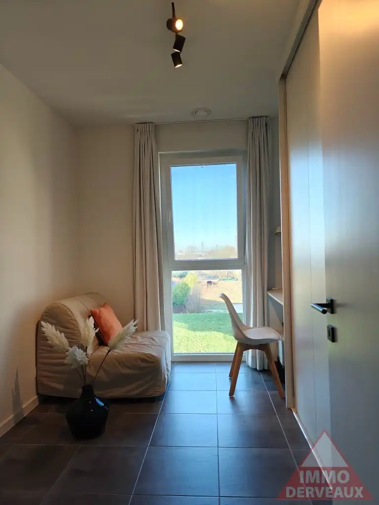 Roeselare - Instapklaar nieuwbouwappartement met garage foto 7