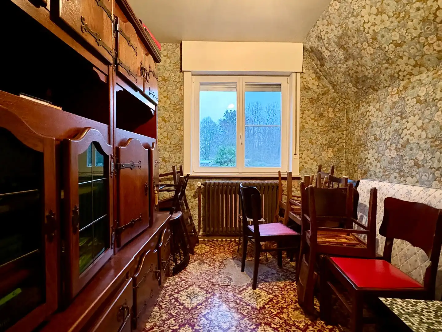 Alleenstaande woning te koop in Kuurne met ruime tuin, 3 slaapkamers en een topligging.  foto 10